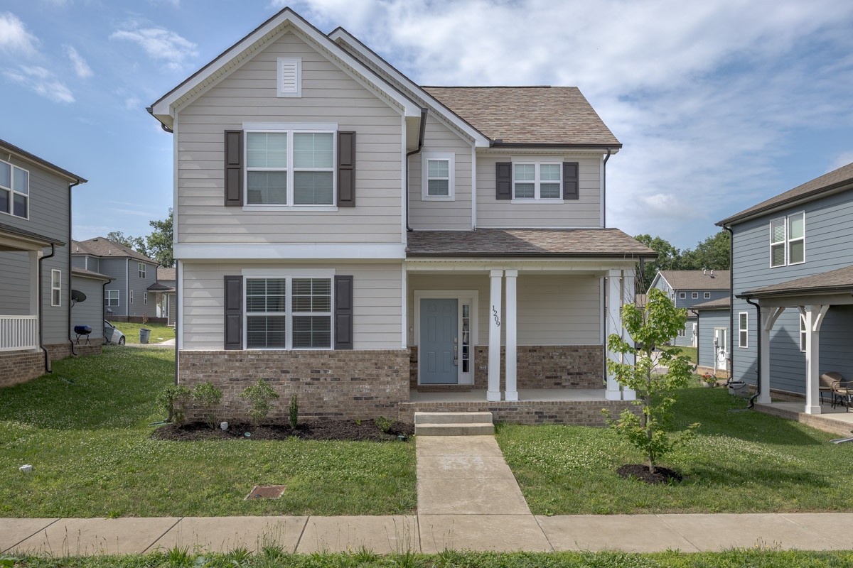 1209 Foxton Ln