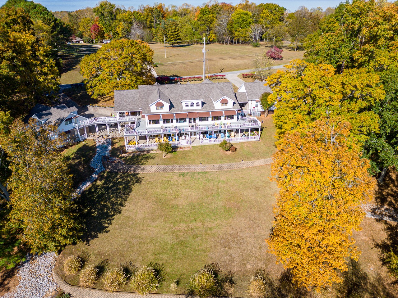 627 Eastbrook Rd