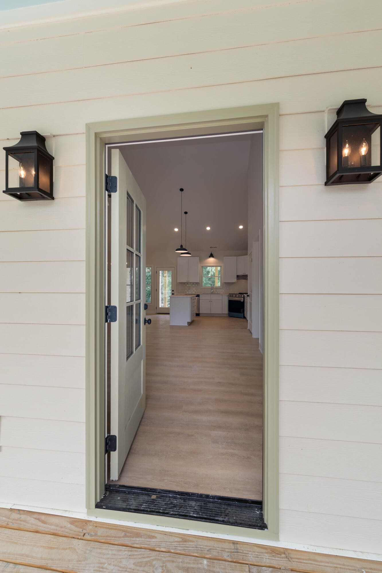 293 Peavine Way