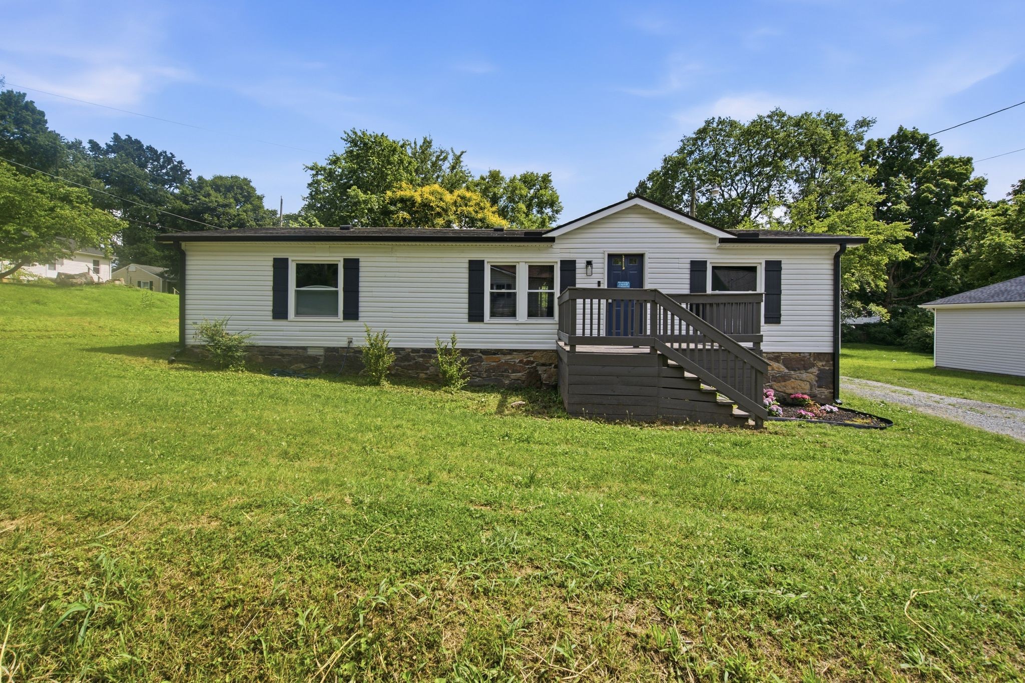 824 Pitt Ave