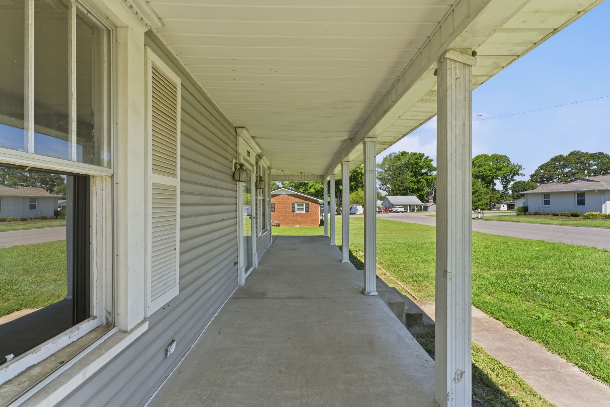 323 Kennedy St