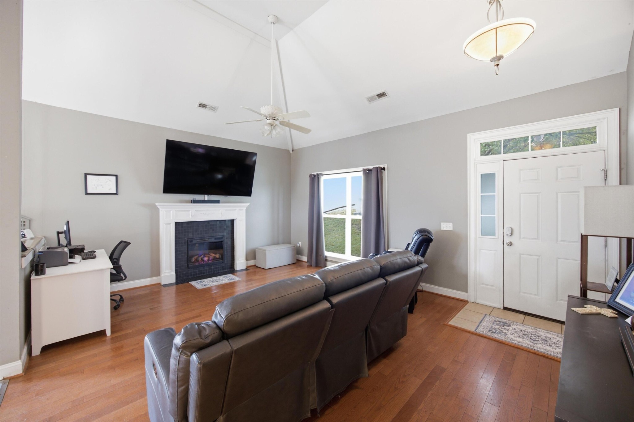 898 Fuller Glen Circle