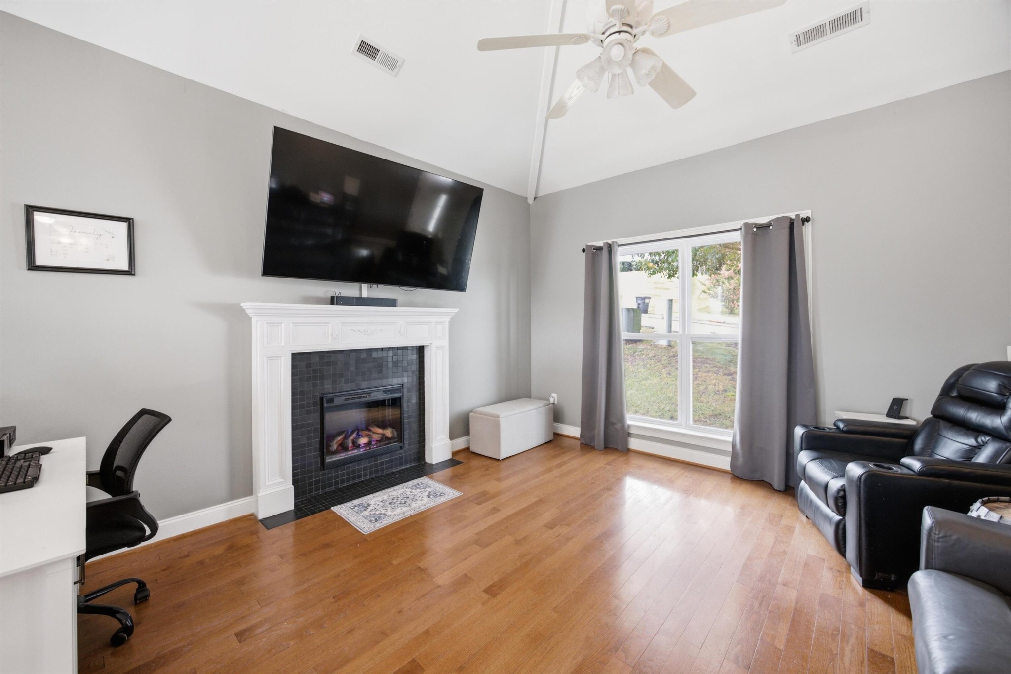 898 Fuller Glen Circle