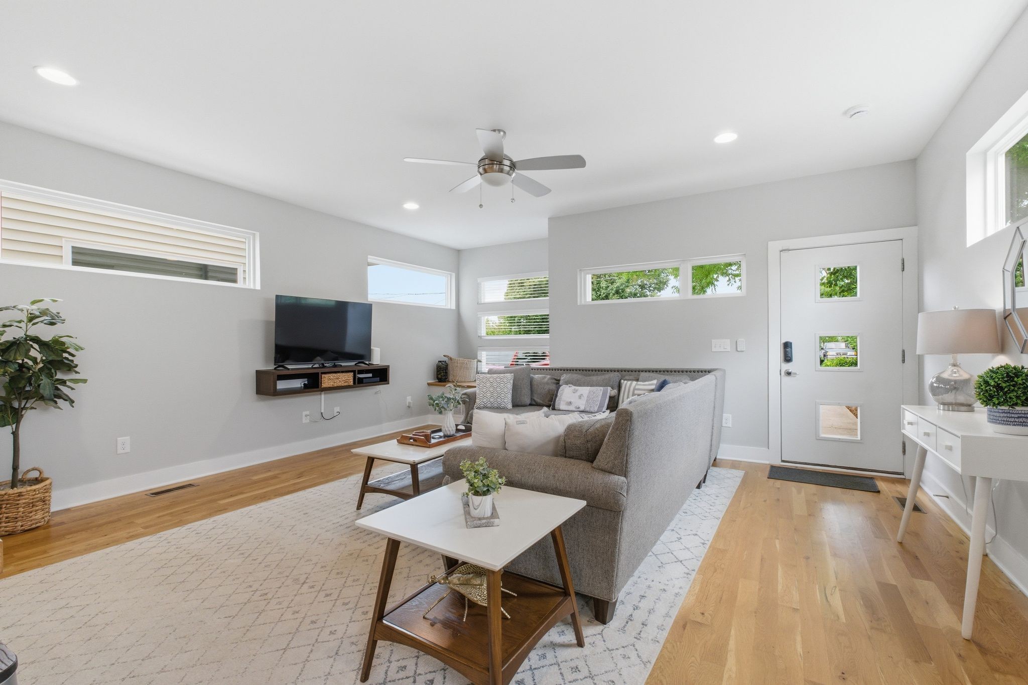 200D Sunset Dr