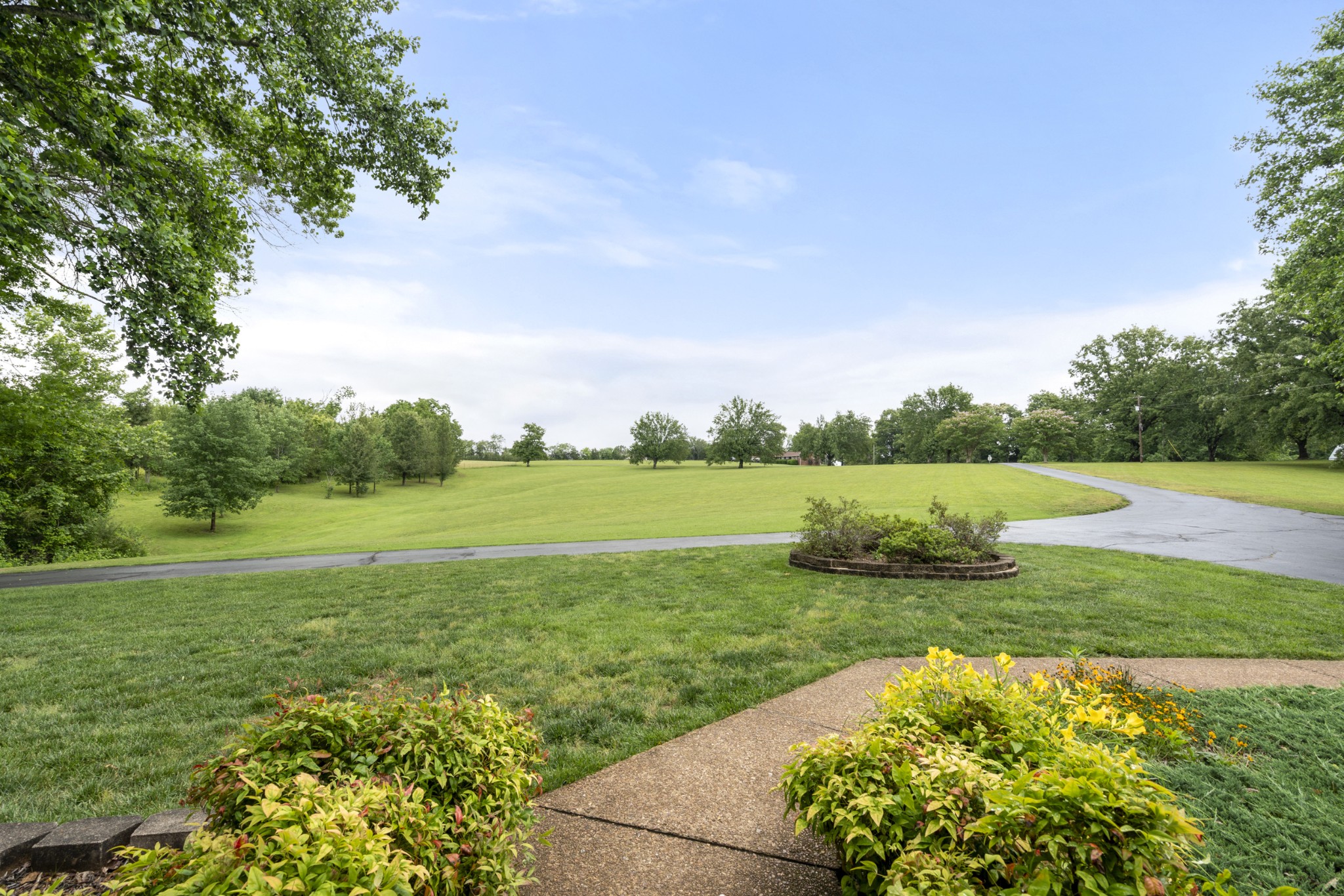 1100 Mill Rd