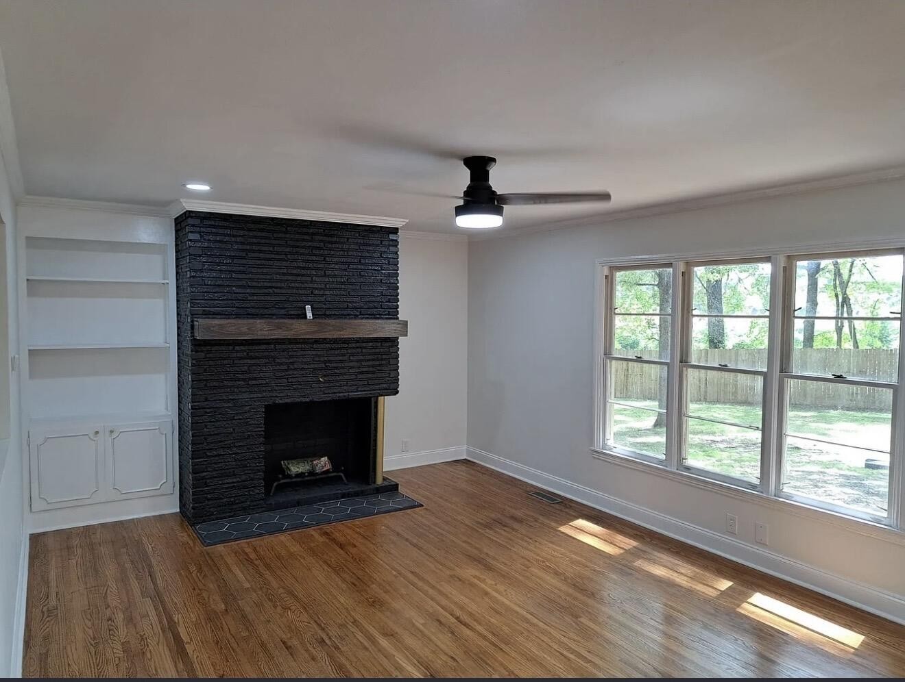 429 Whitehall CIR