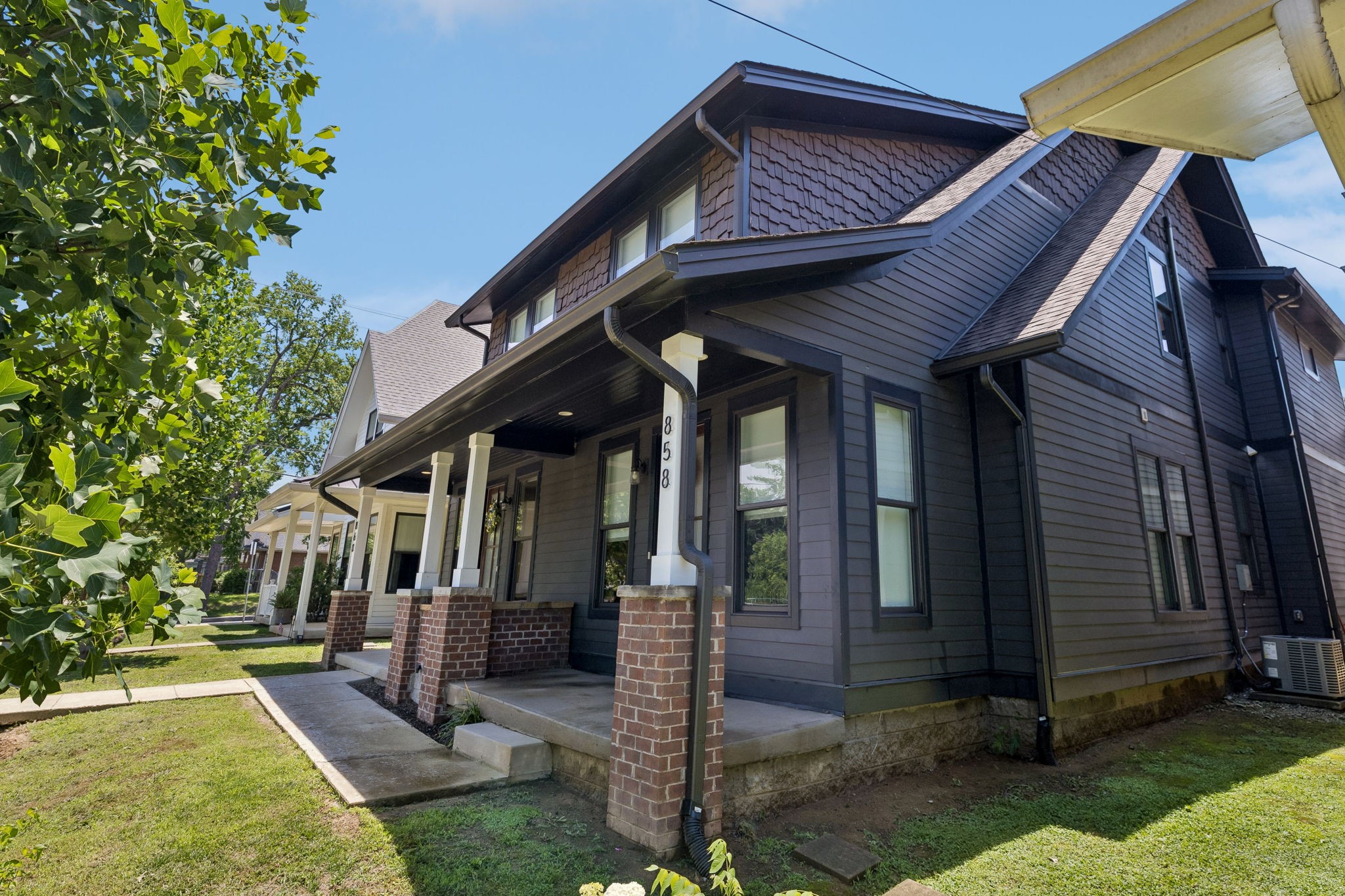 858 Seymour Ave