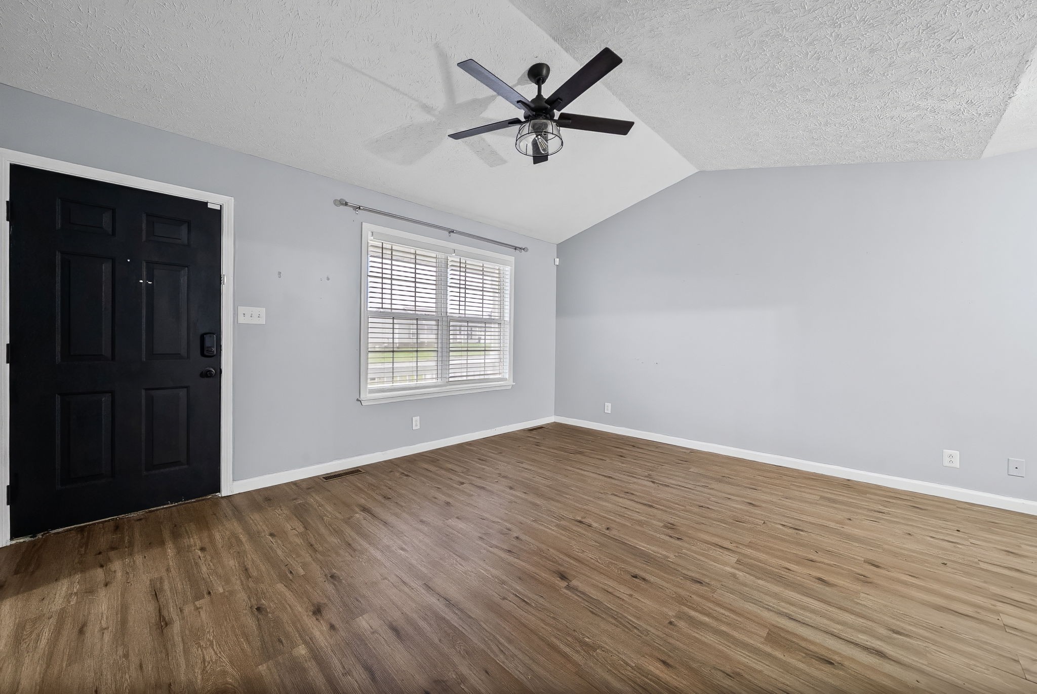 601 Millie Dr