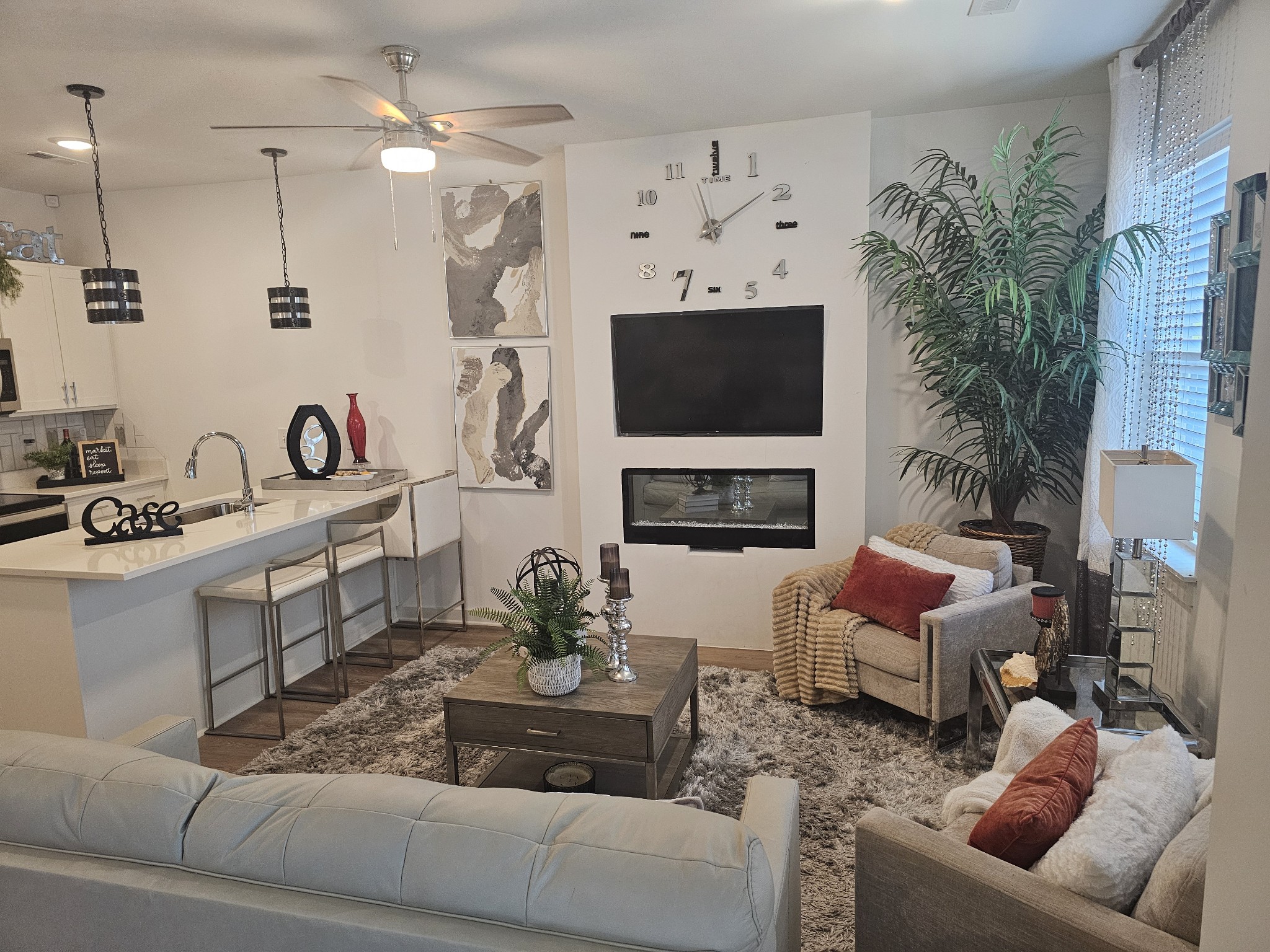 302 Williams Ave