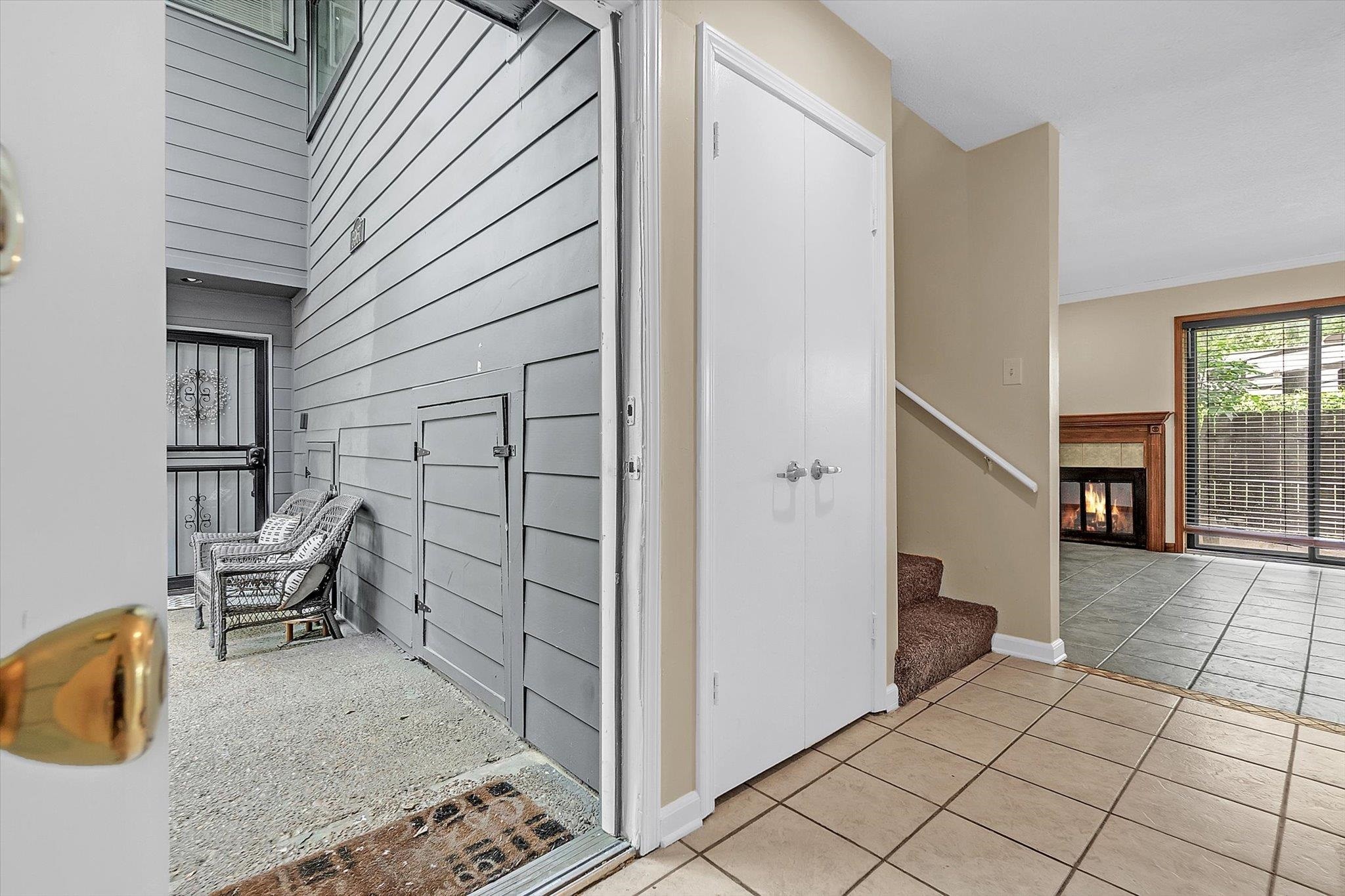 3967 GRAHAMDALE CIR