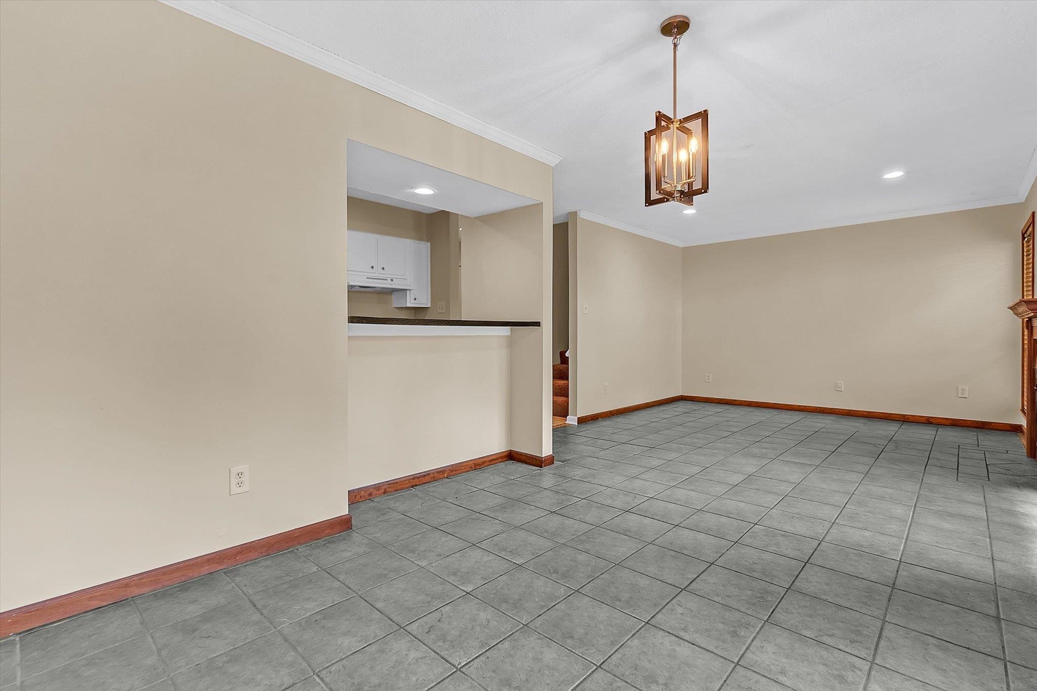3967 GRAHAMDALE CIR