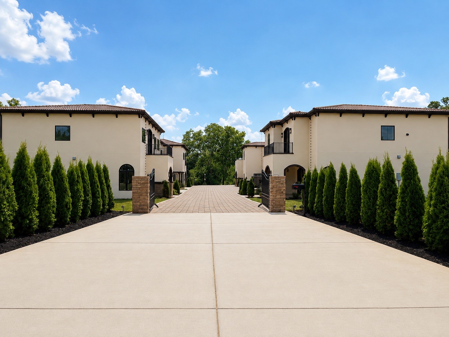 100 Ladera Ct