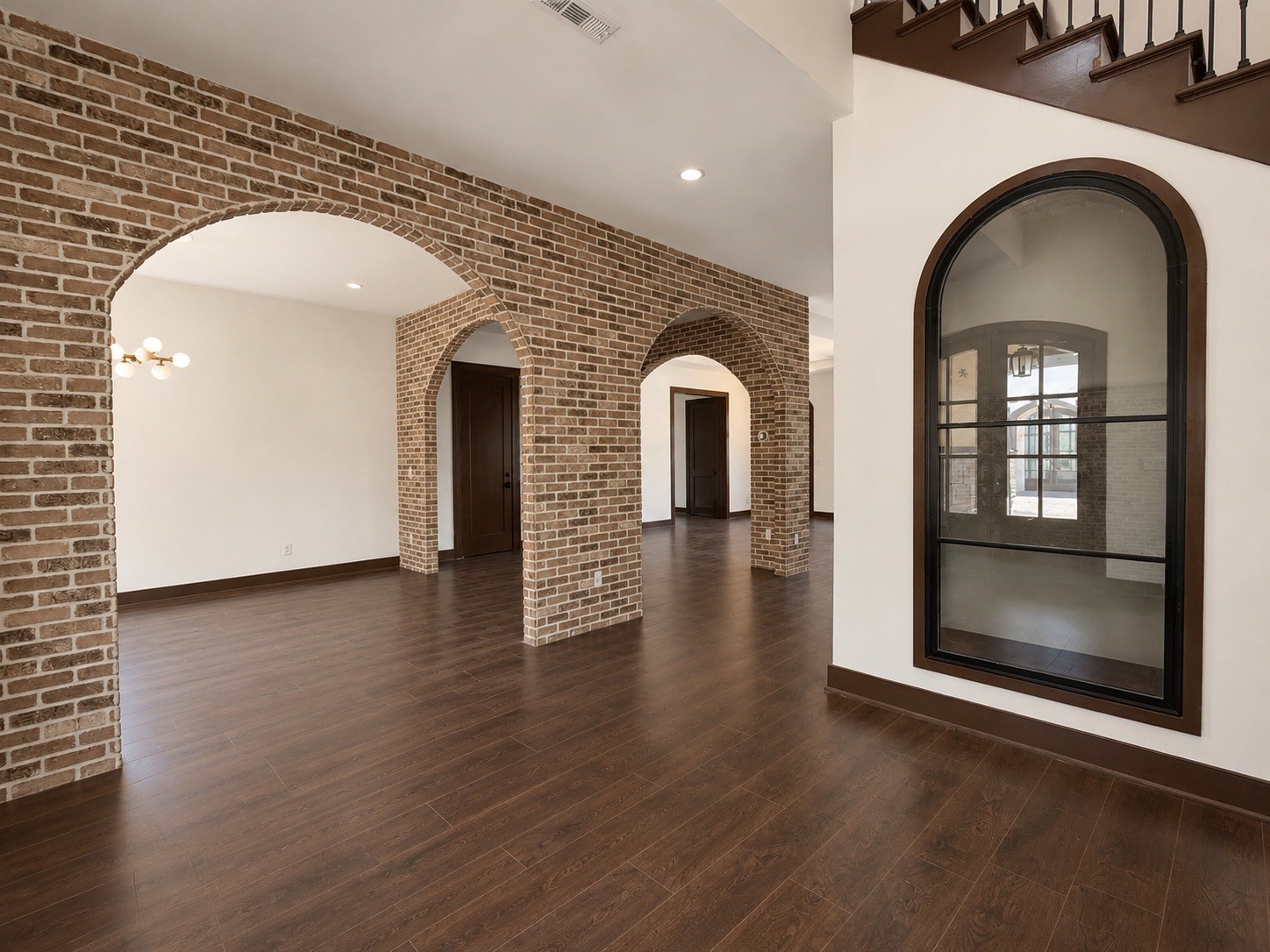 100 Ladera Ct