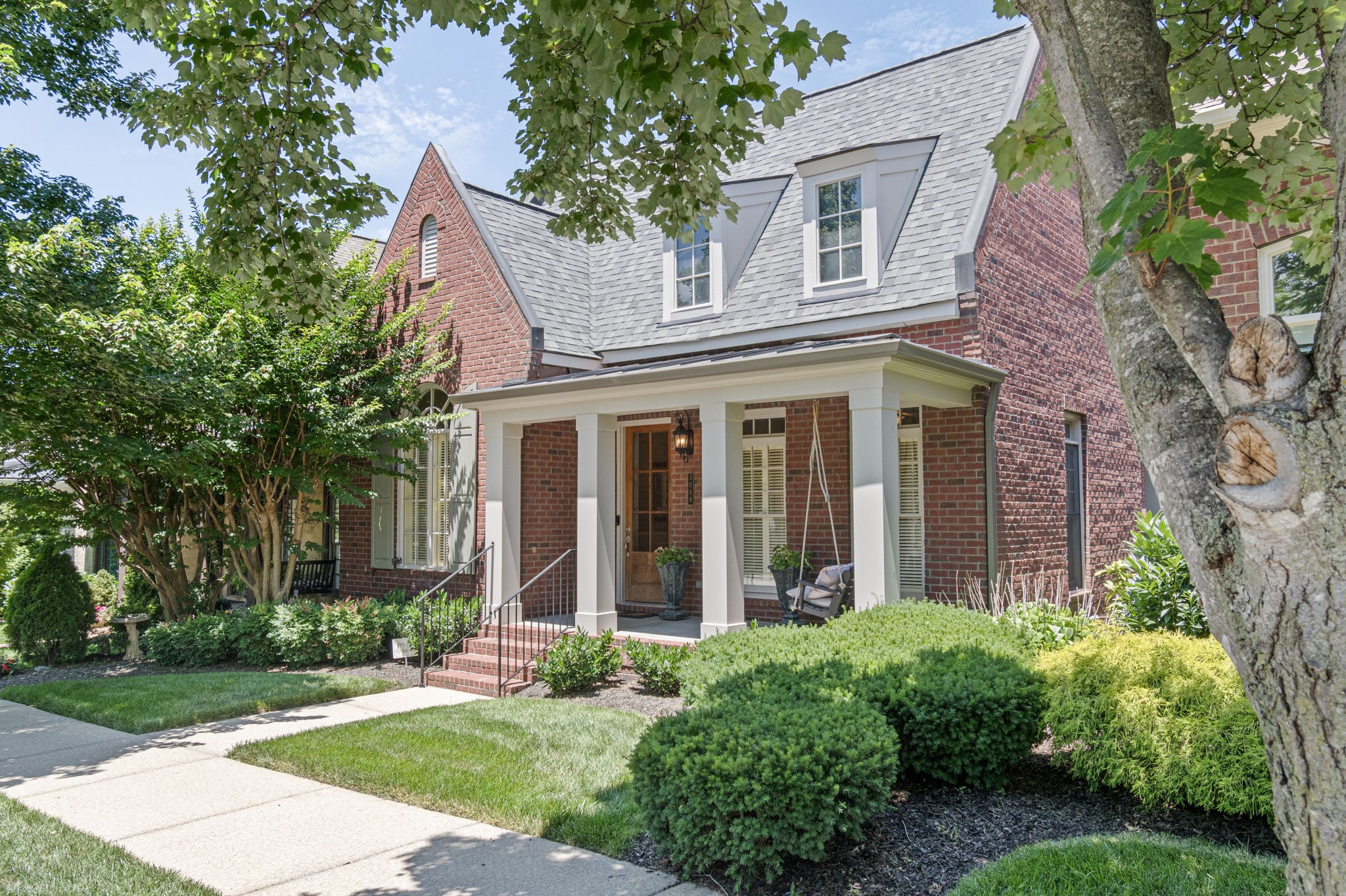 3068 Americus Dr