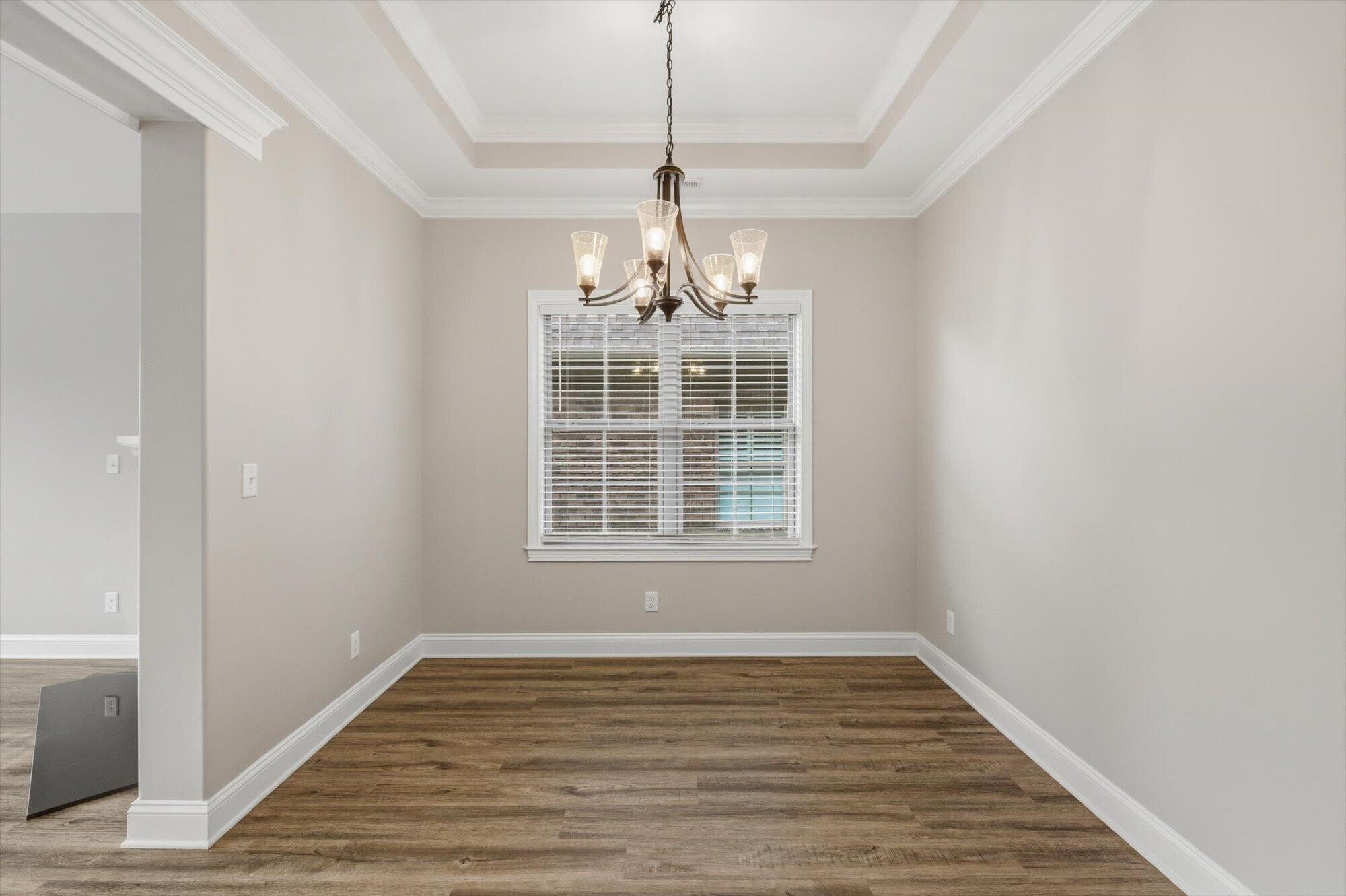 211 Village Cove Circle
