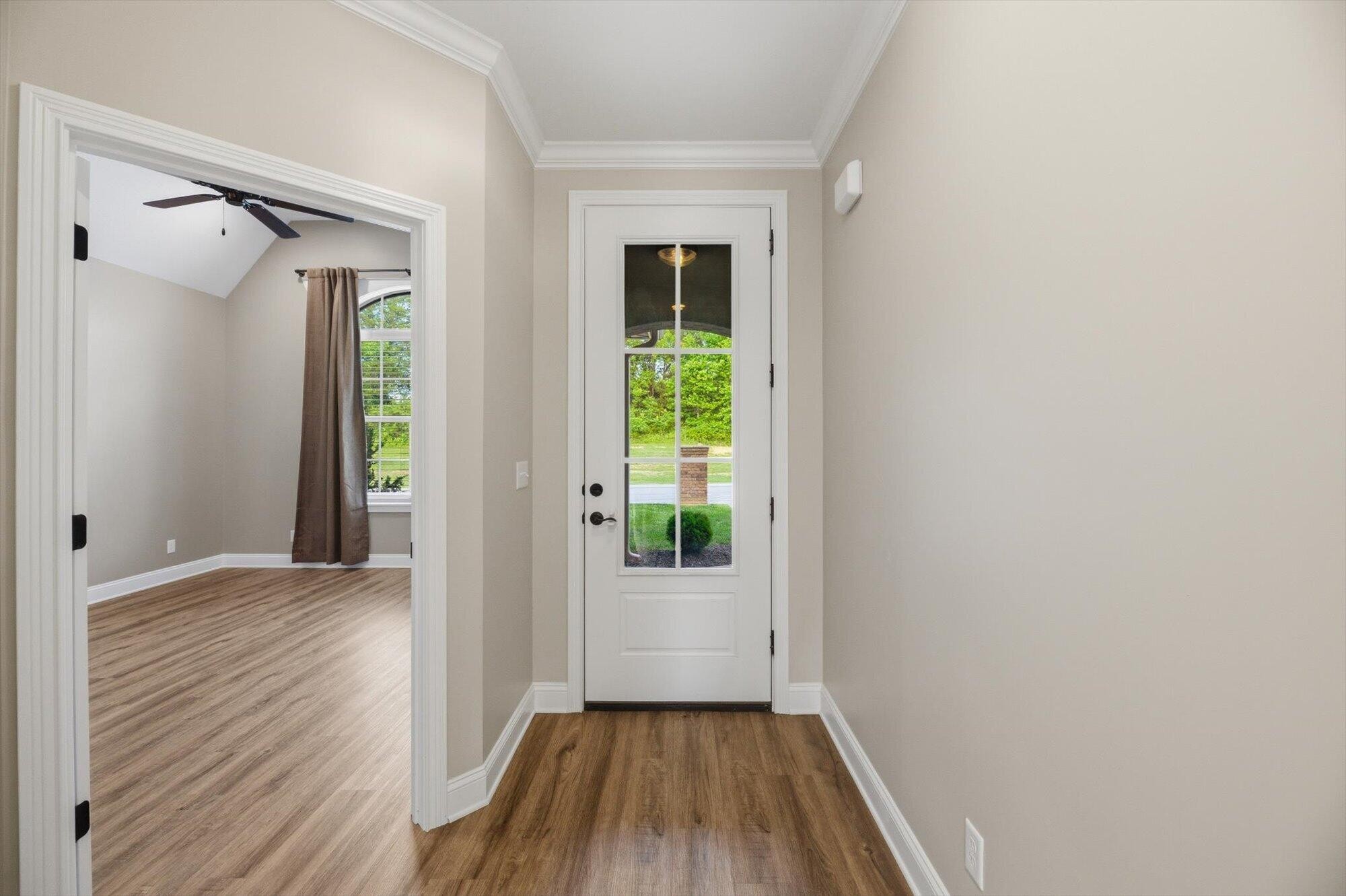 211 Village Cove Circle
