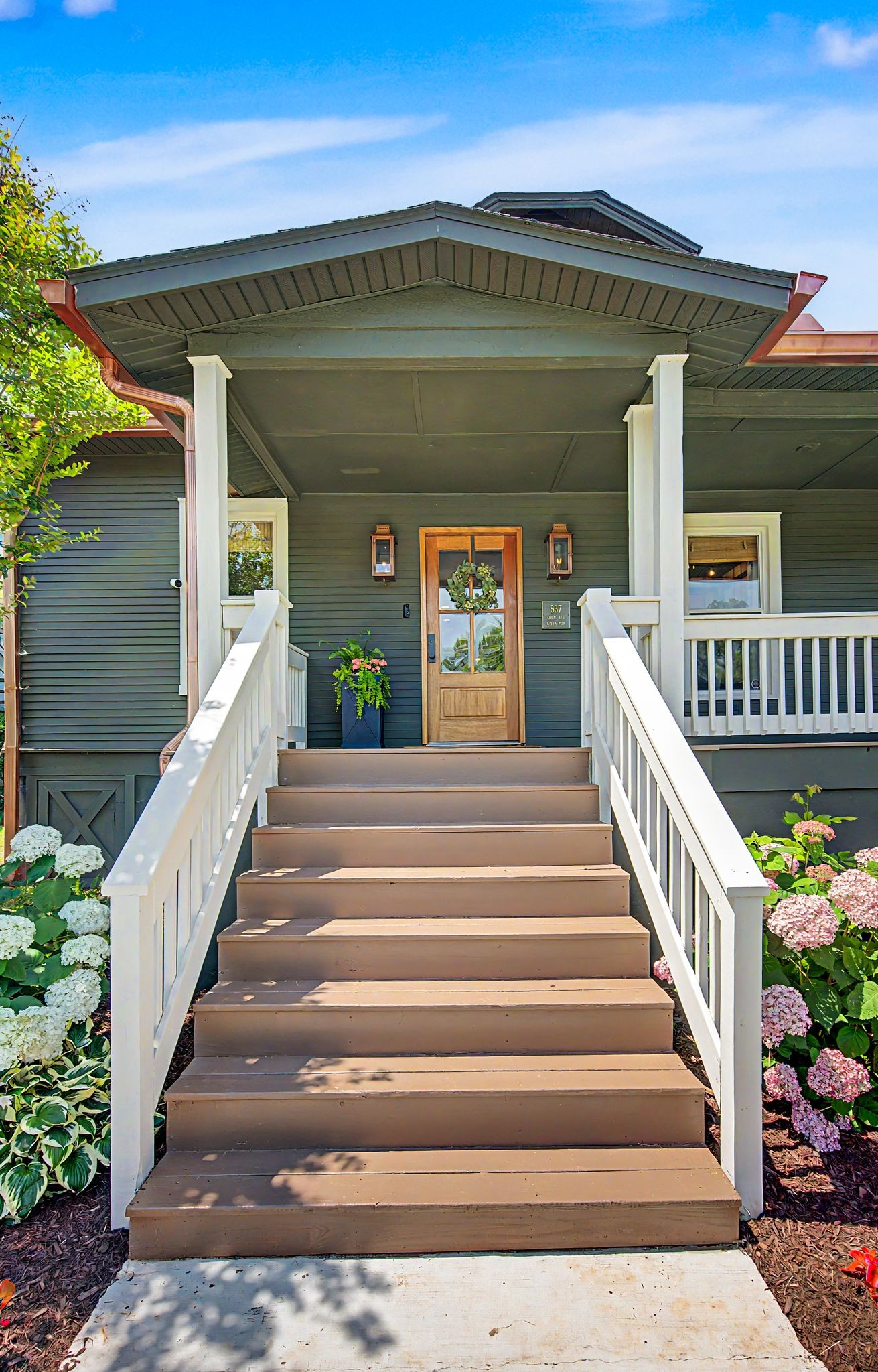 837 Glen Ave