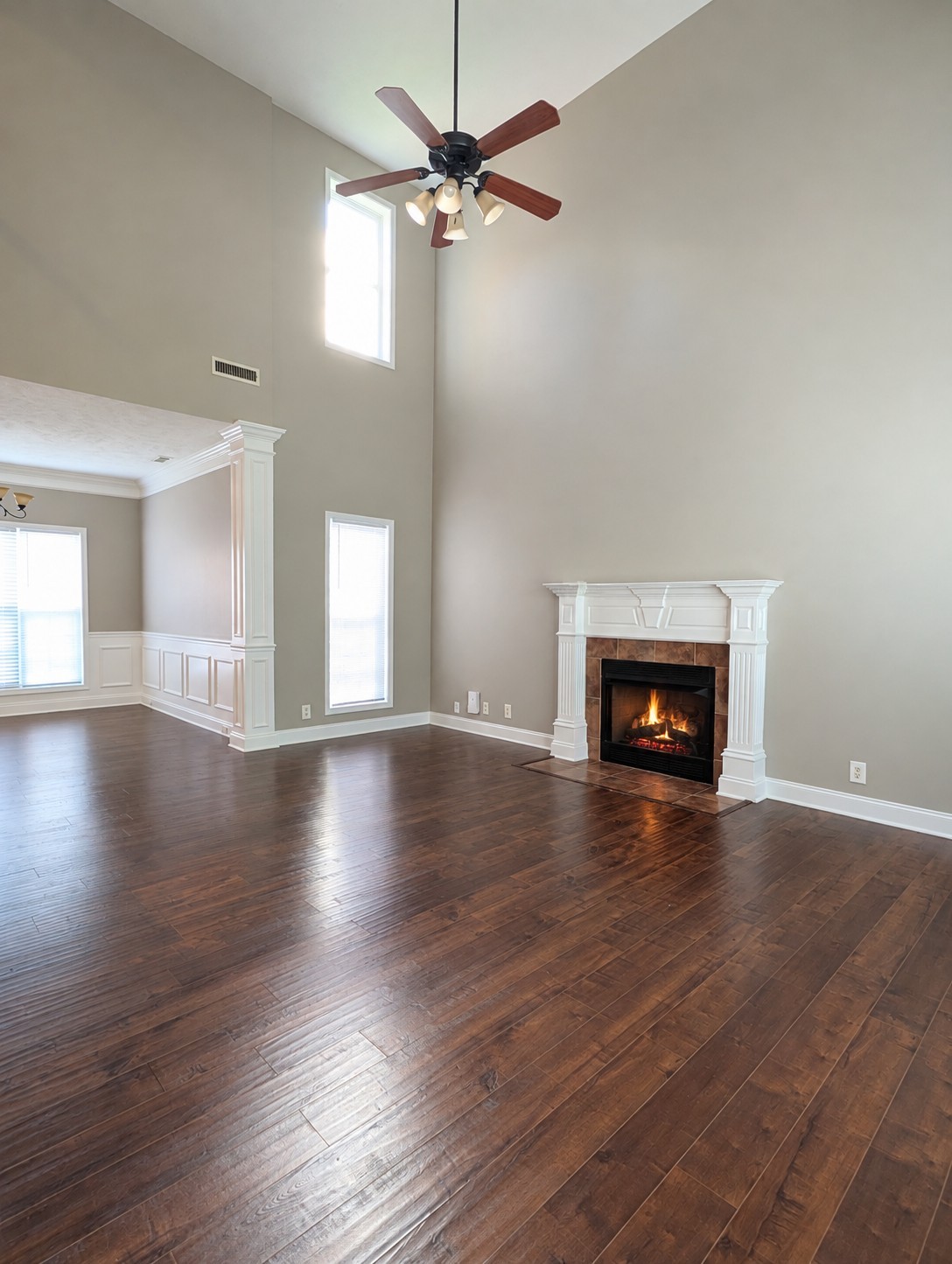 3036 Community Cir