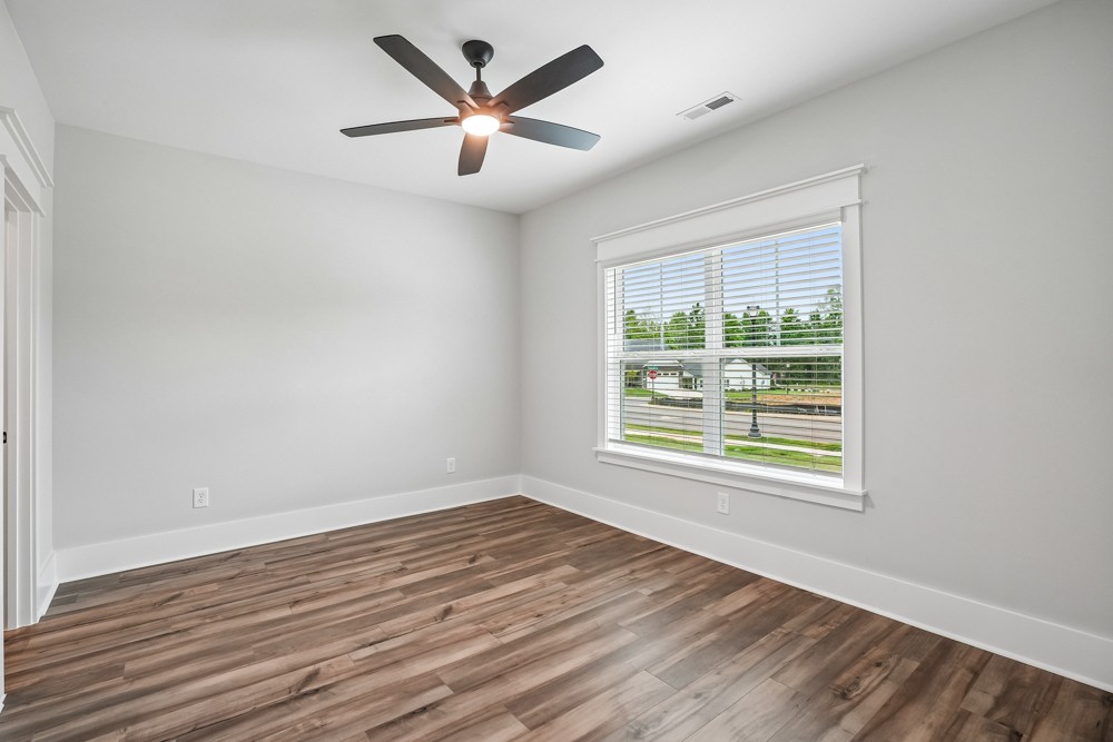 604 Silver Trace