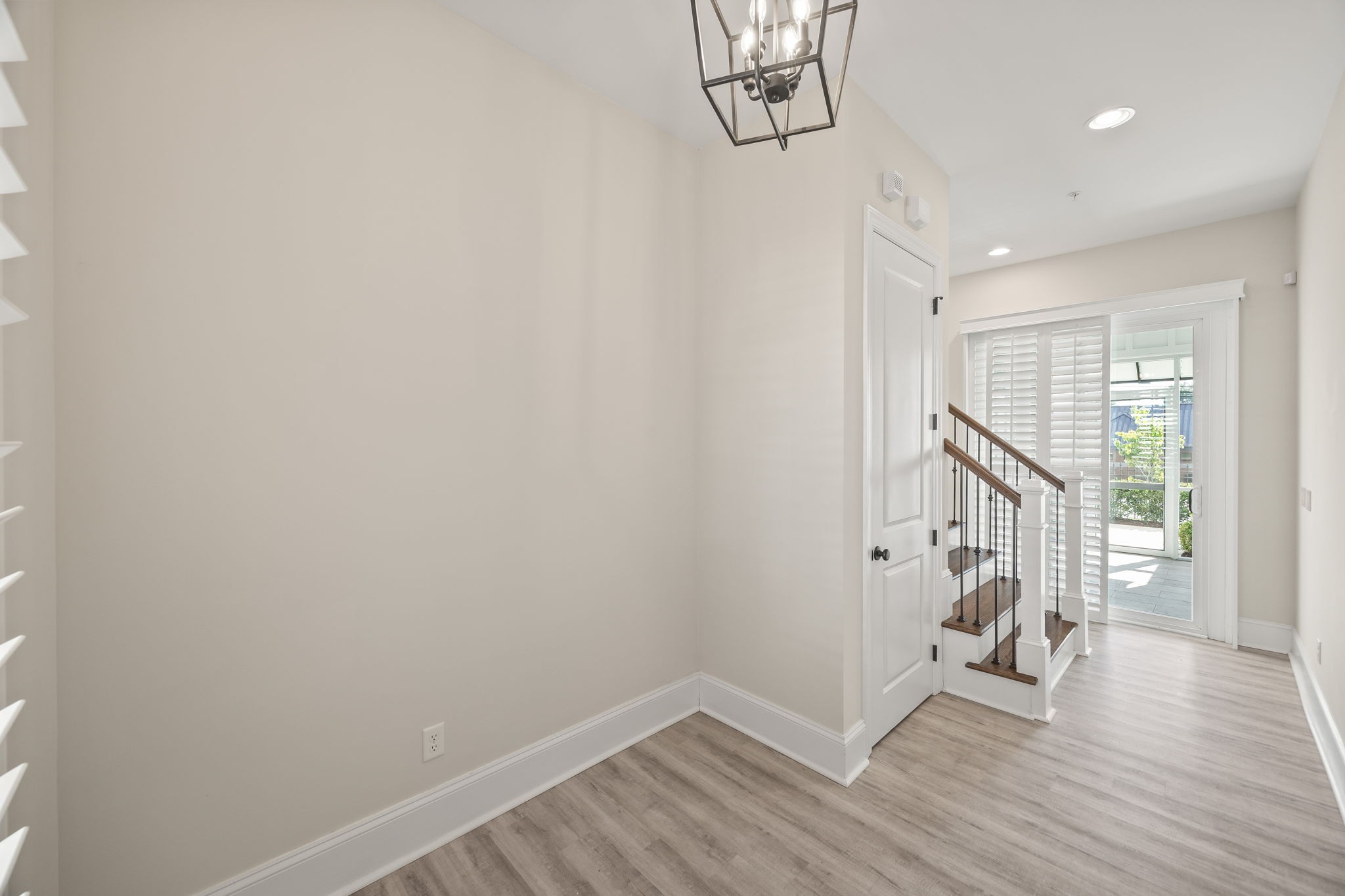 119 Downton North Dr