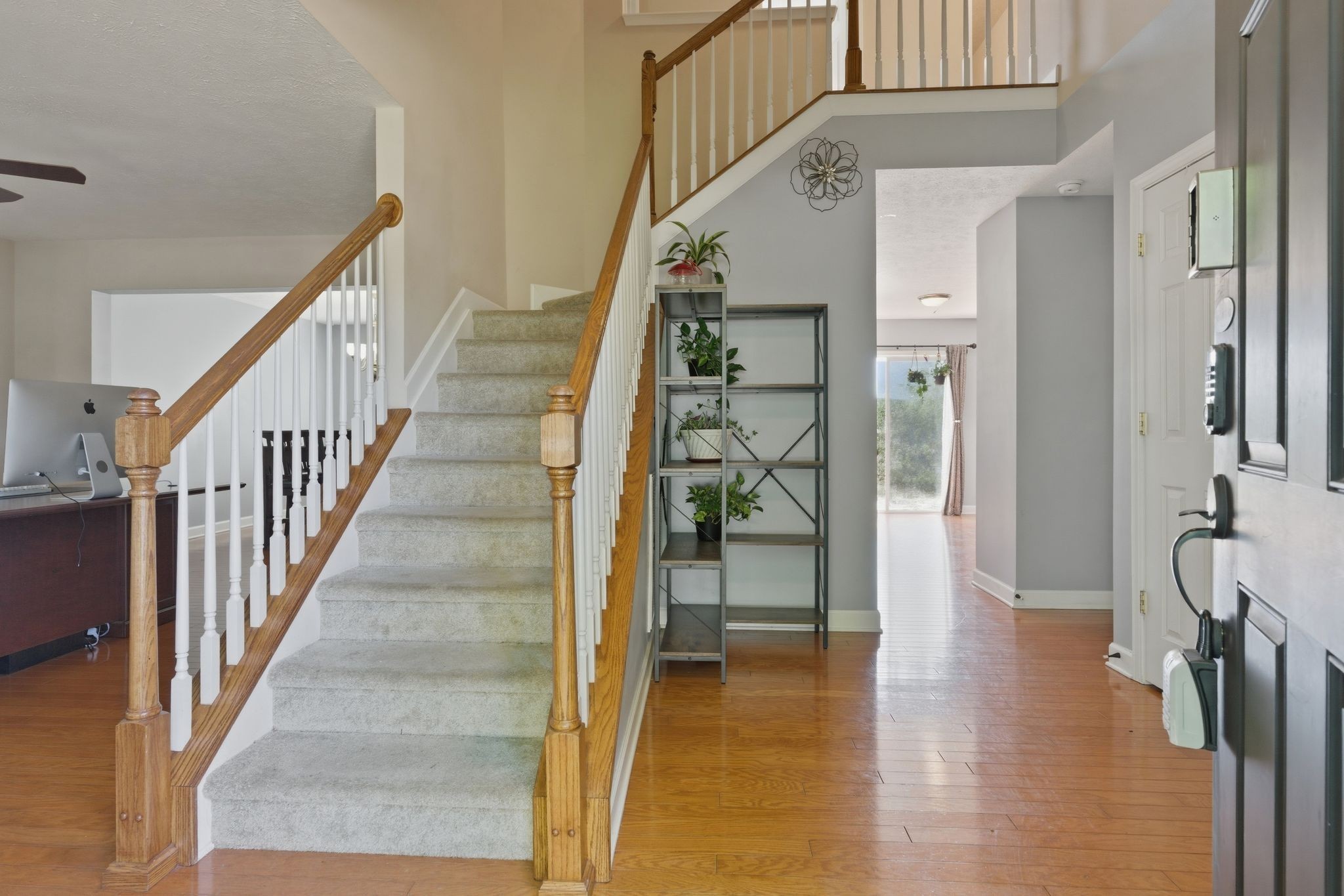 8008 Streamside Dr