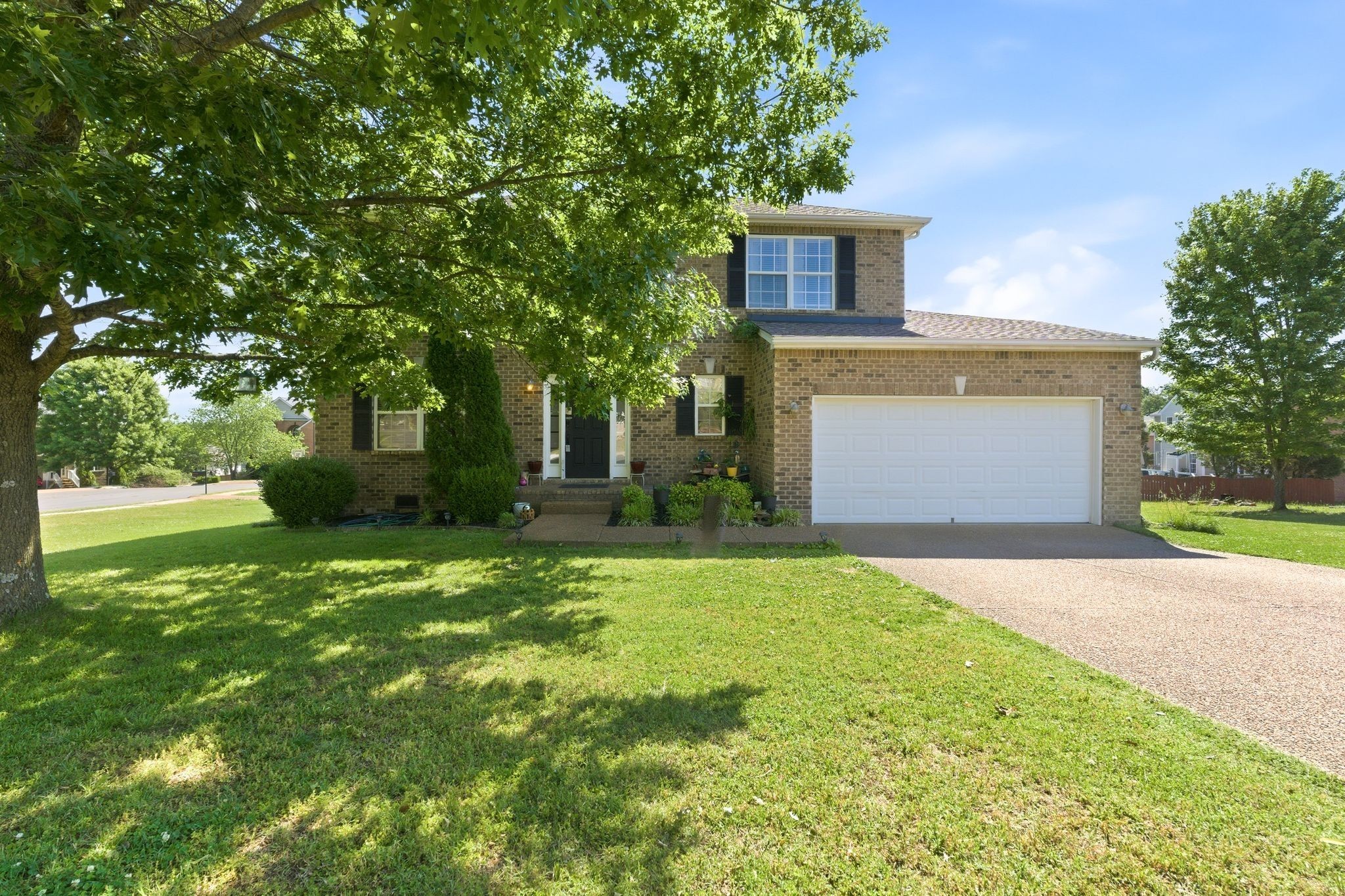 8008 Streamside Dr