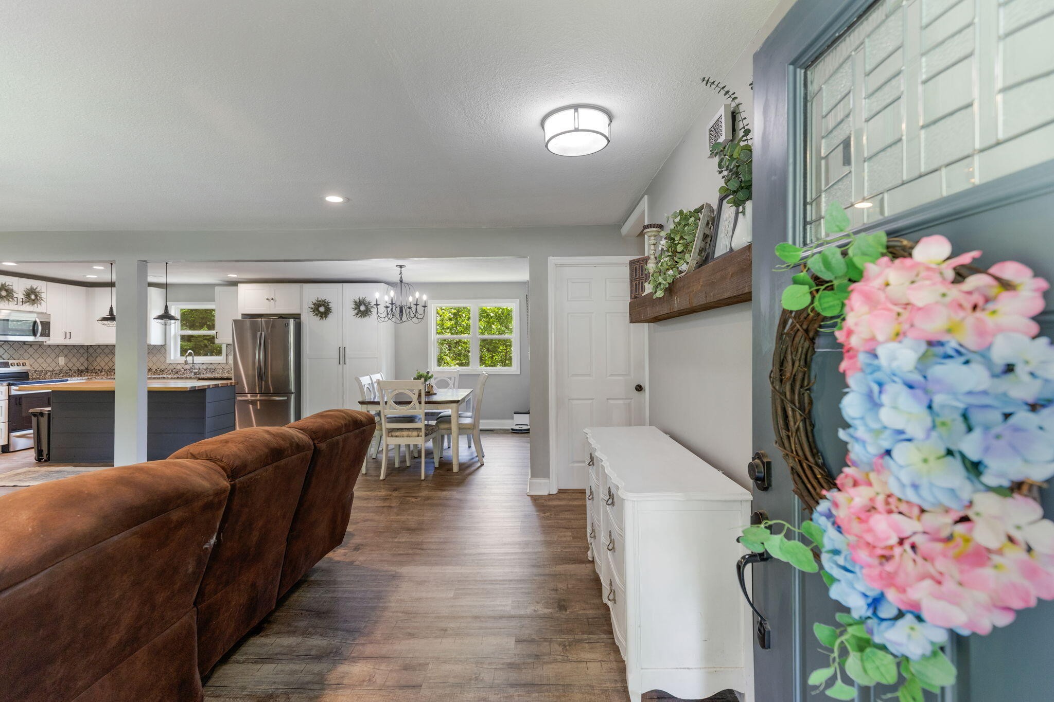 2430 Walnut Drive, NW