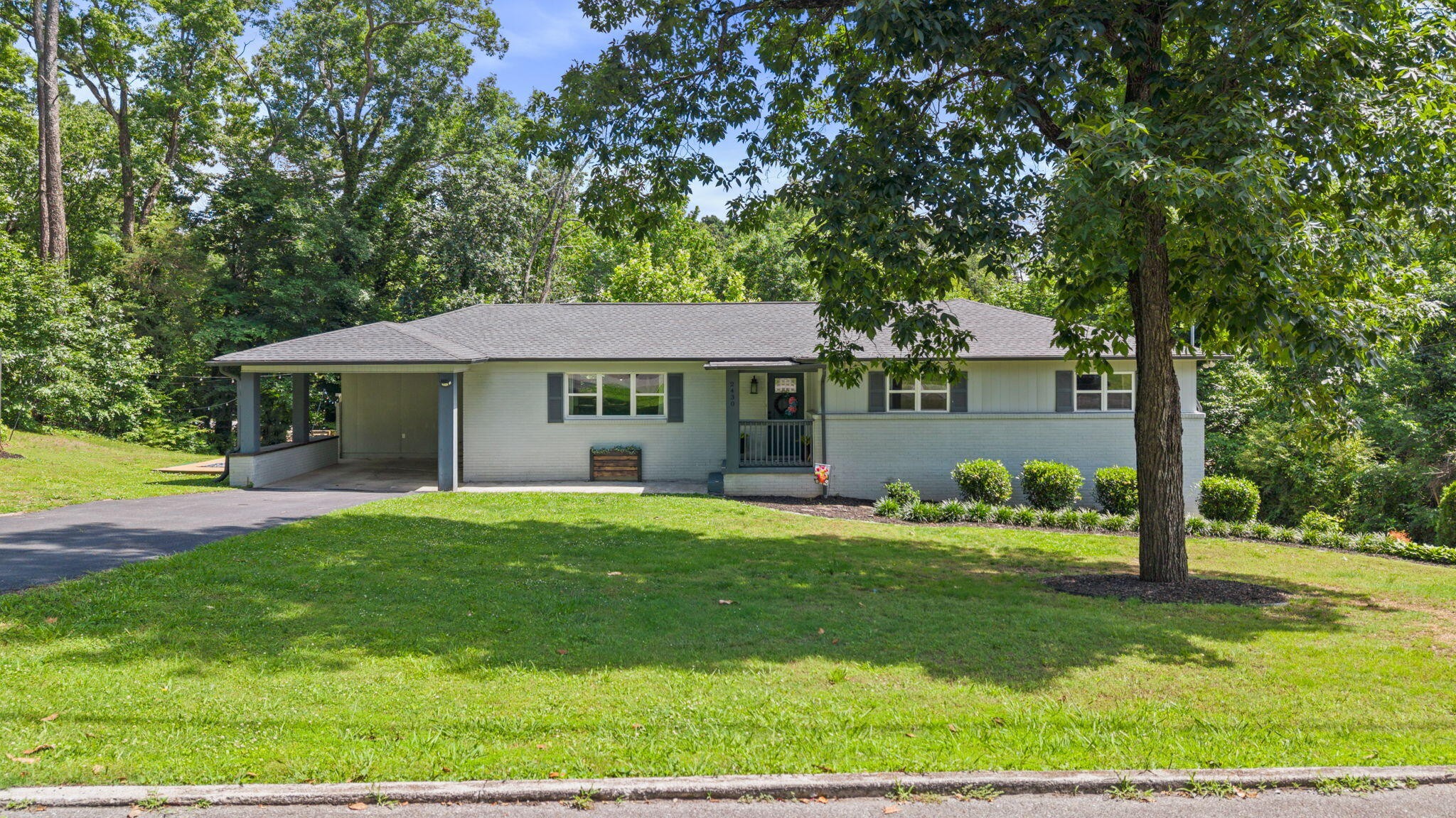 2430 Walnut Drive, NW