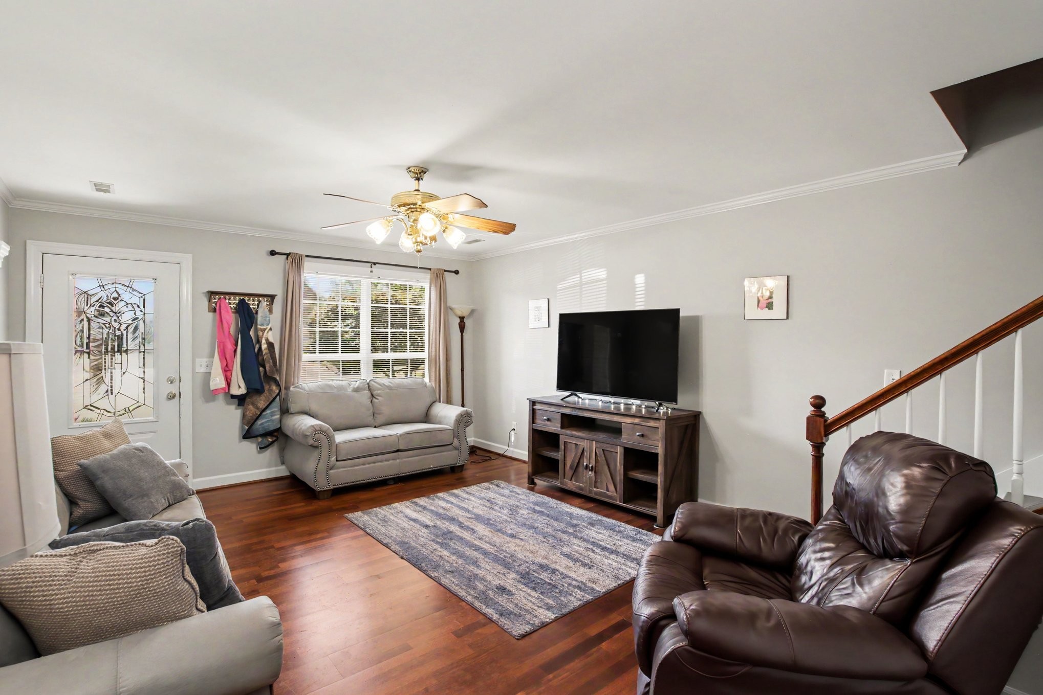 307 Dartford Ct