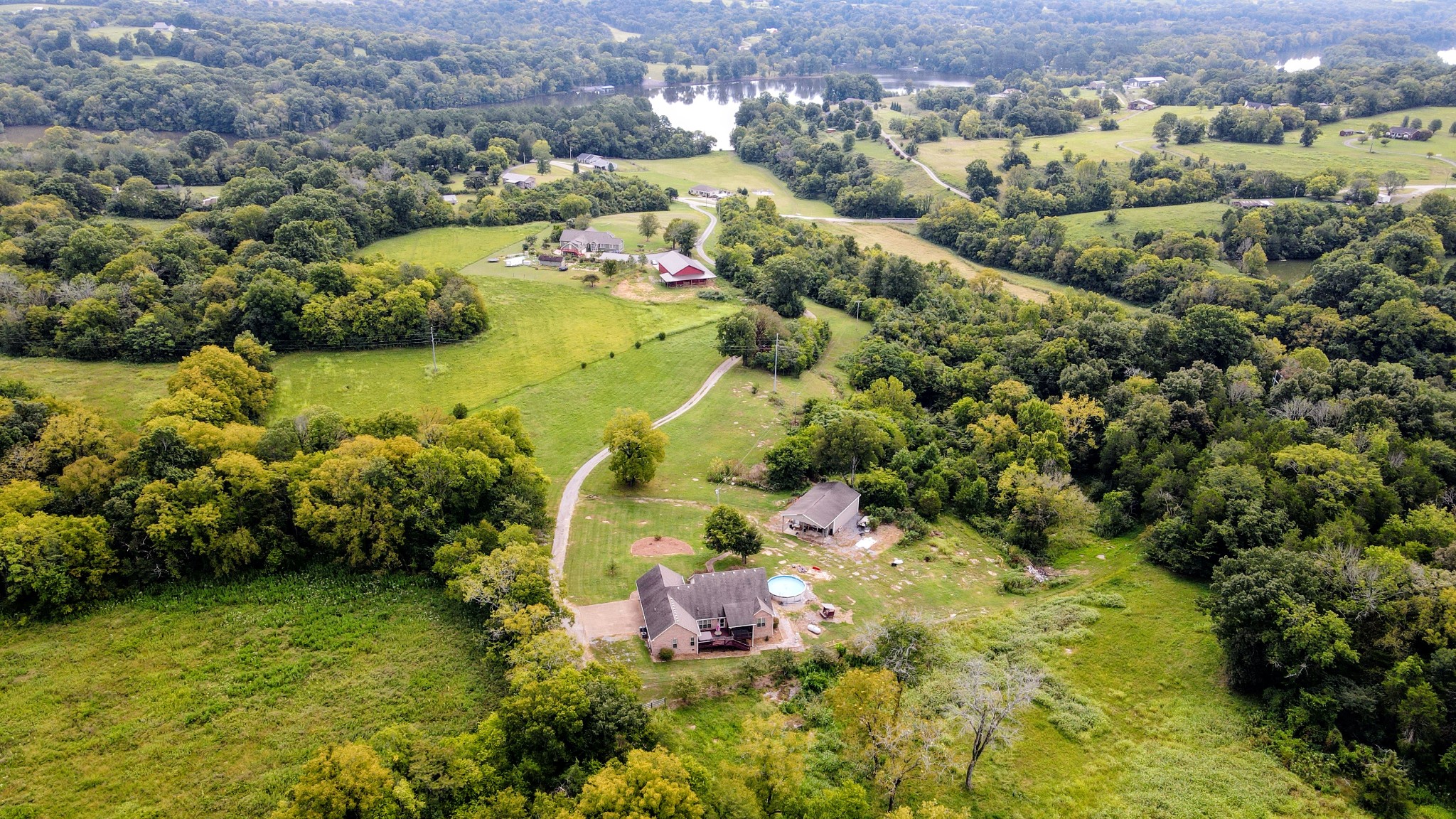 335 Hankins Ln