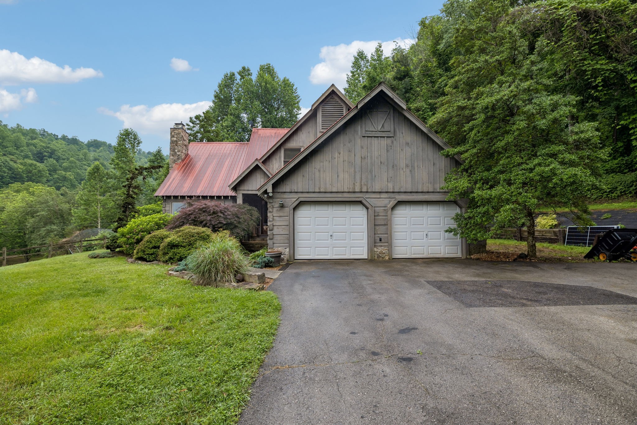 2500 Chimney Springs Rd