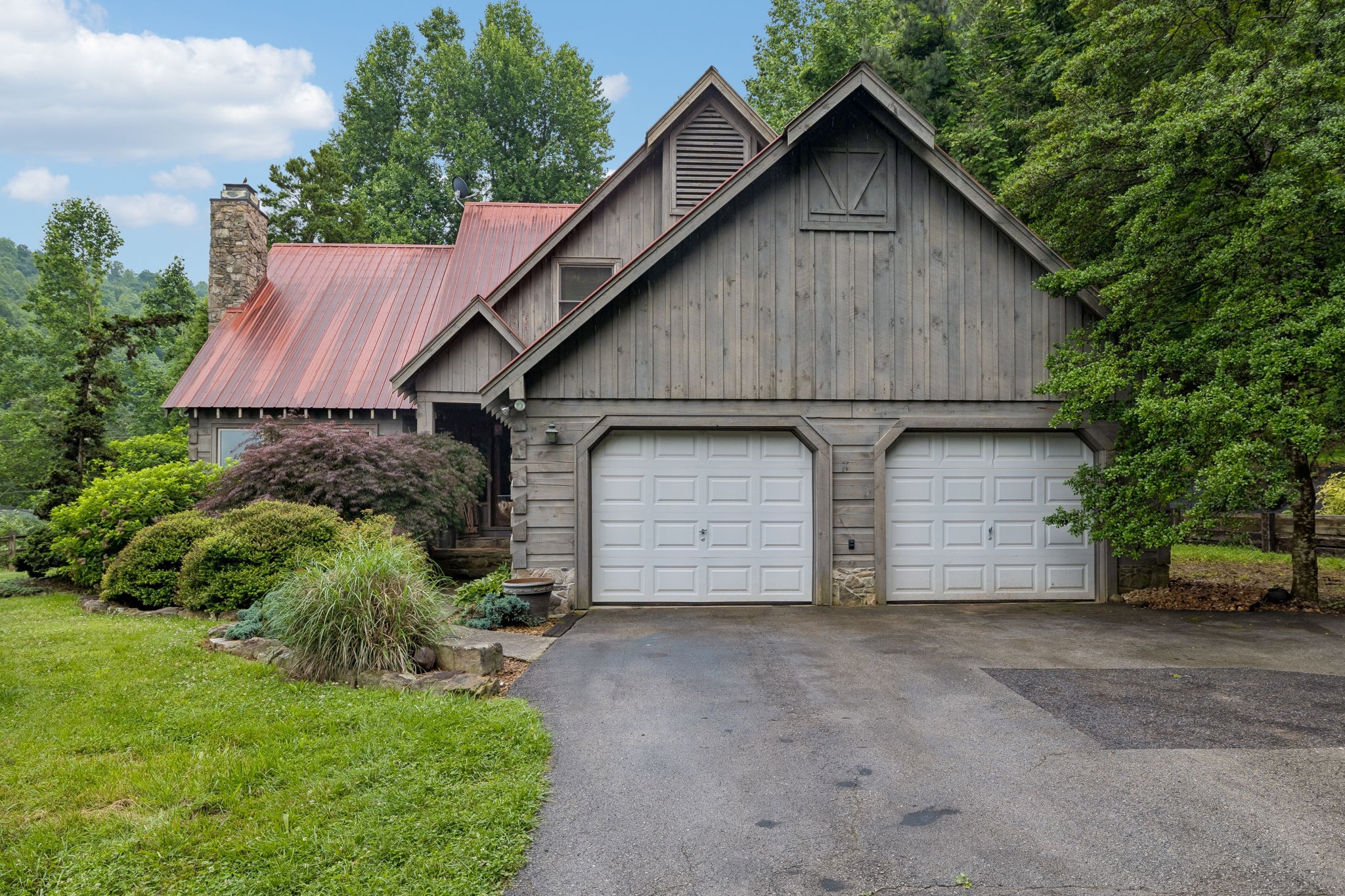 2500 Chimney Springs Rd