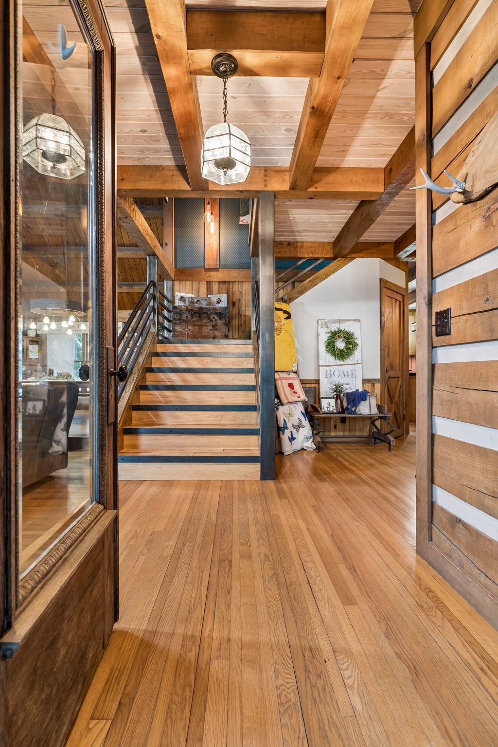 2500 Chimney Springs Rd