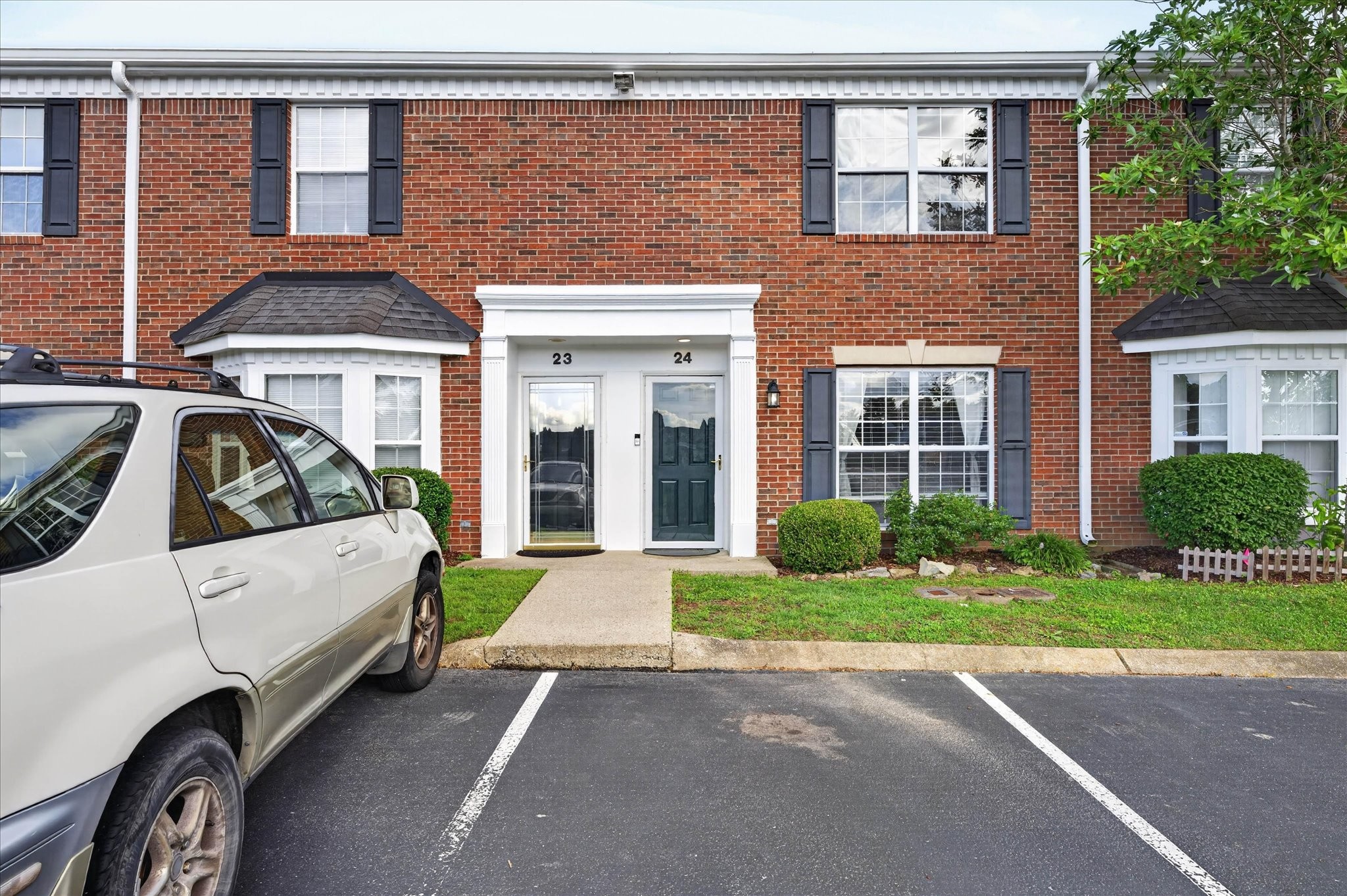 2121 Highway 12, S