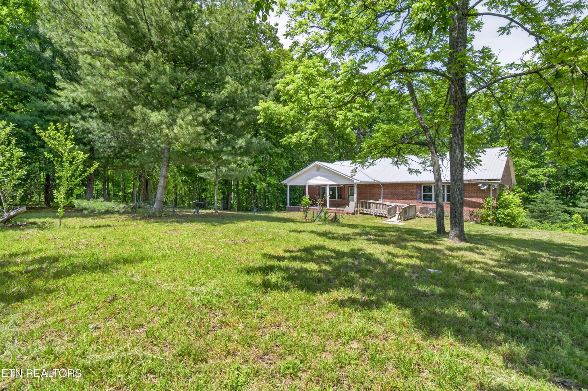 1161 Charlie Doss Rd