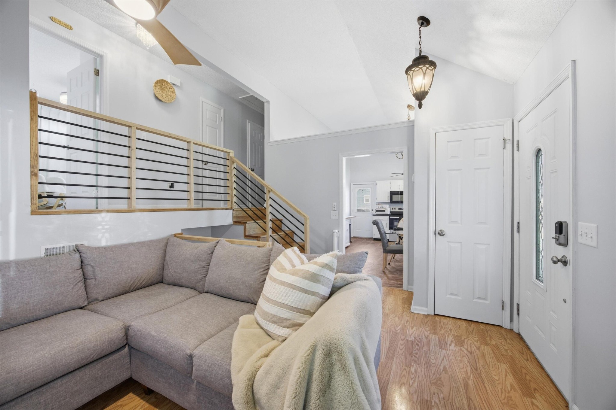 36 Crest Circle