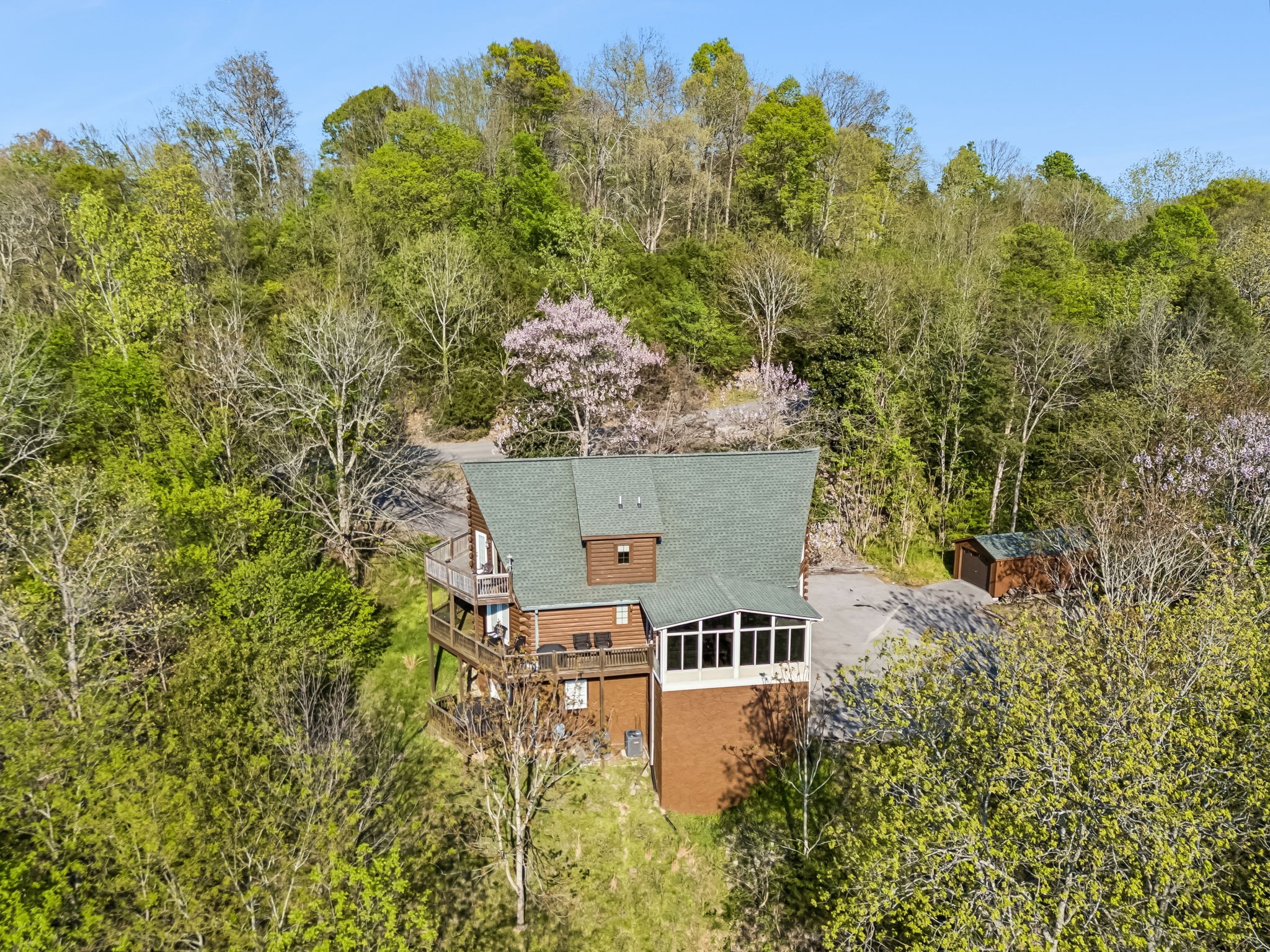 110 Lake Meadow Dr