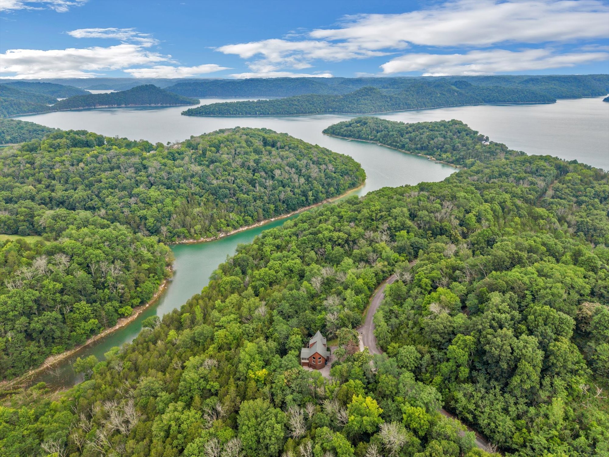 110 Lake Meadow Dr