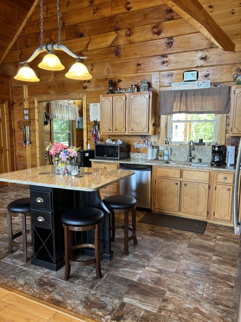 1027 Garland Hollow Rd
