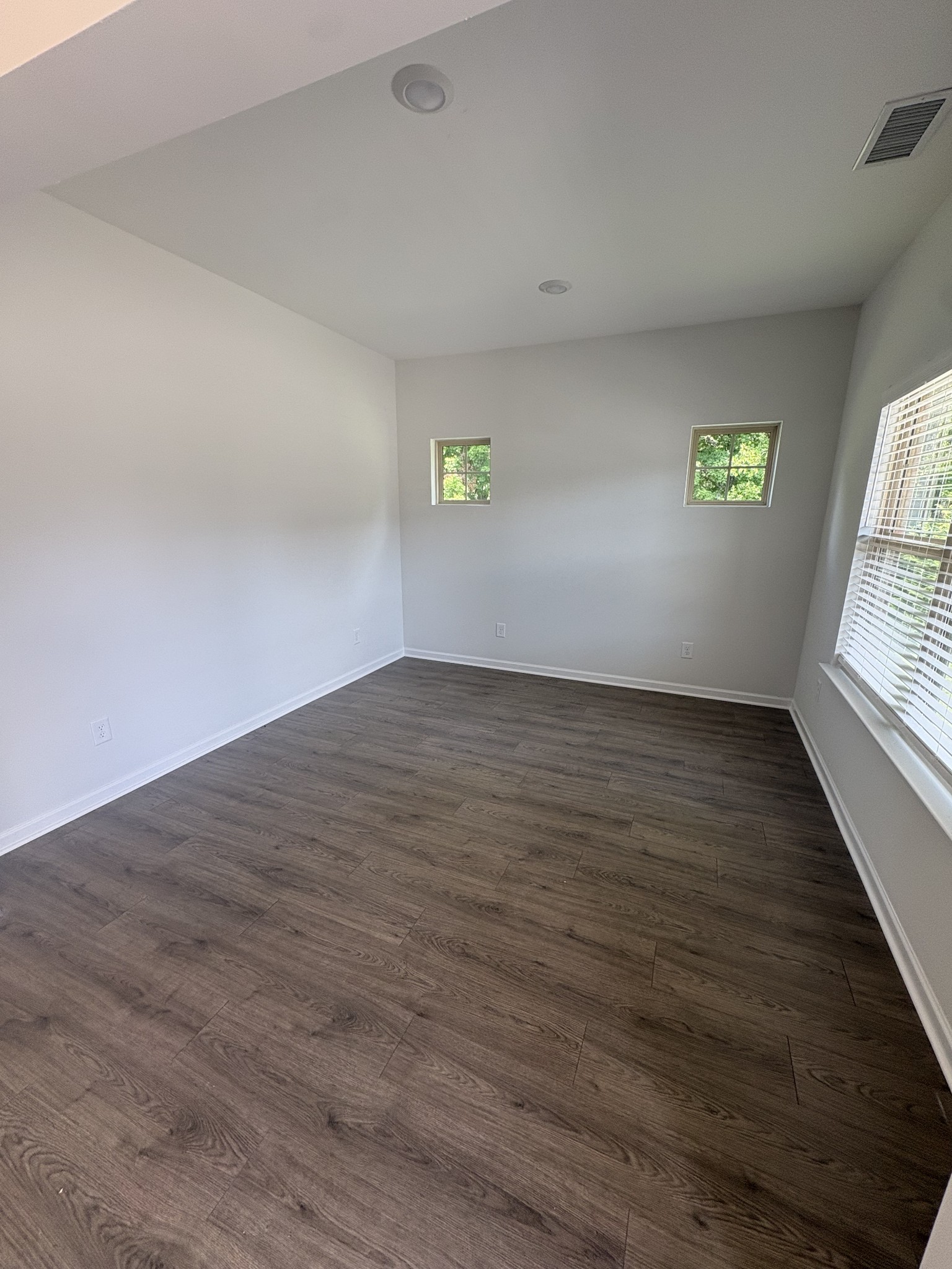 180 Ace Ave
