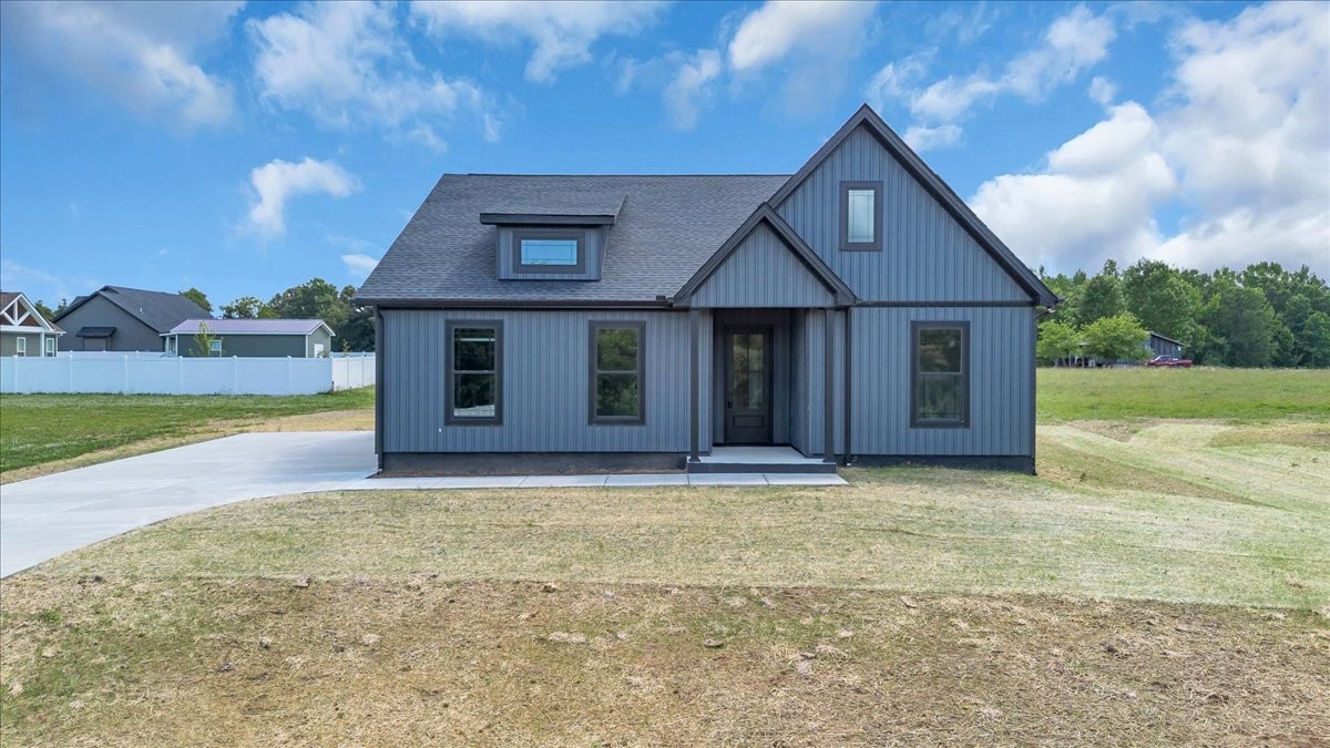 1459 Smartt Station Rd