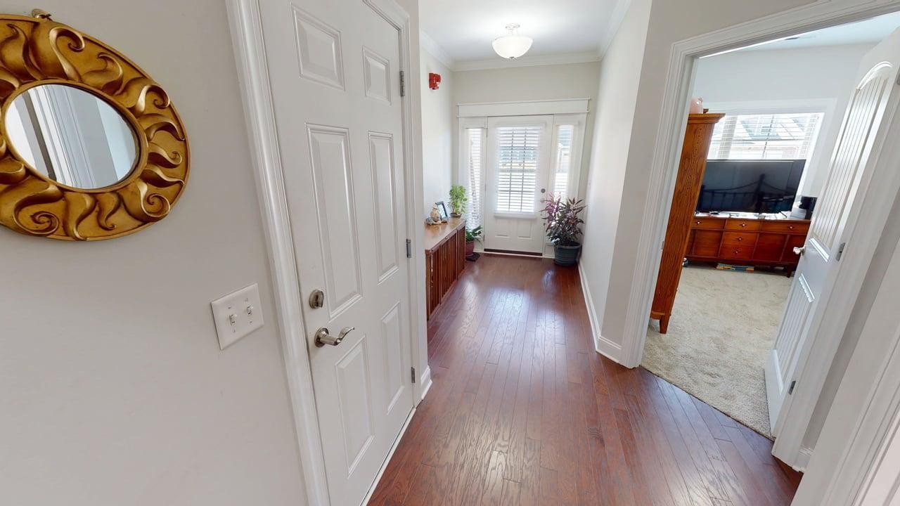 5438 Mandarin Circle