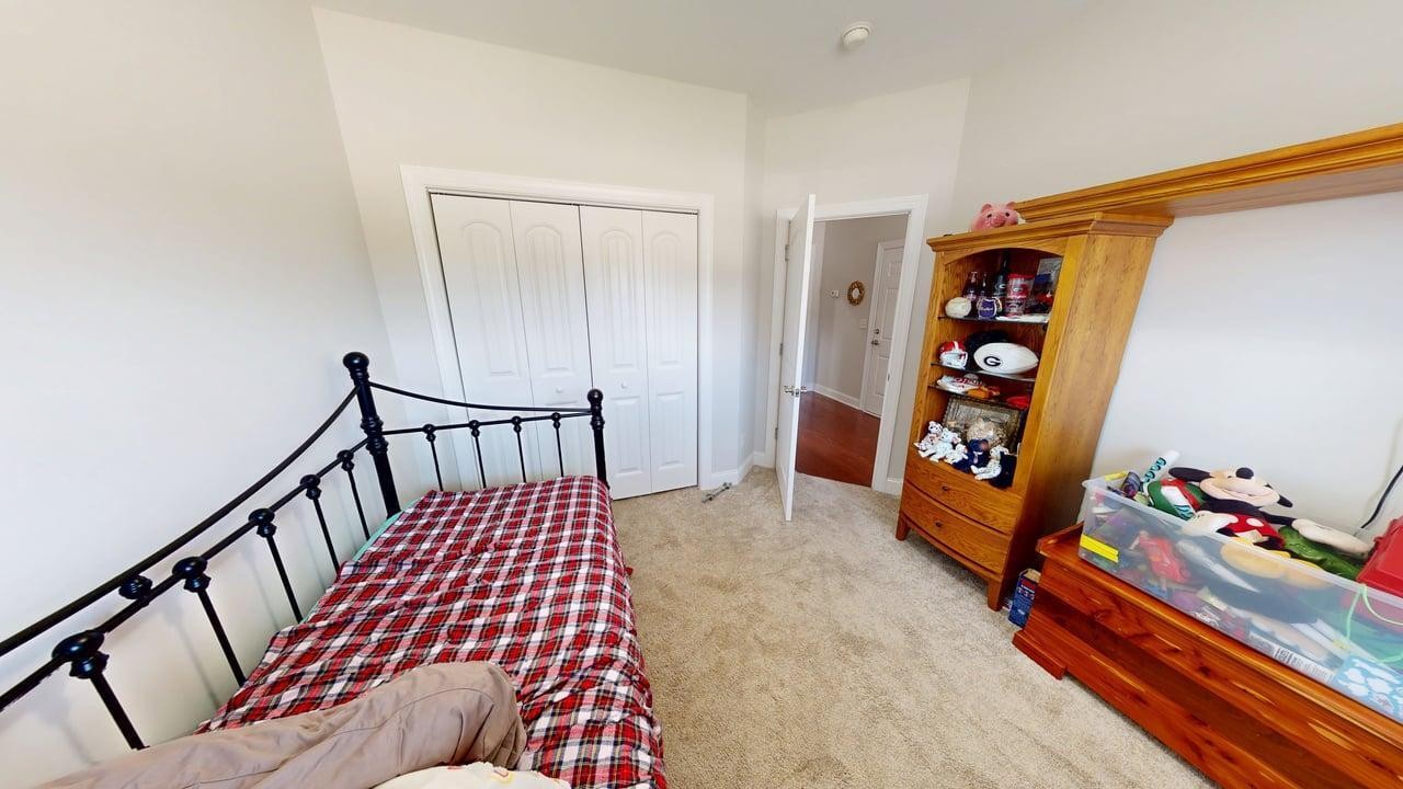 5438 Mandarin Circle