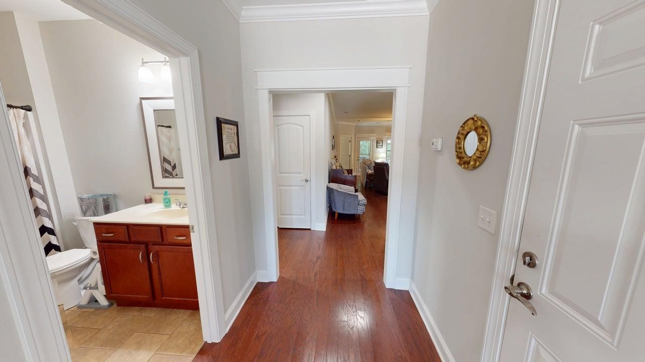 5438 Mandarin Circle