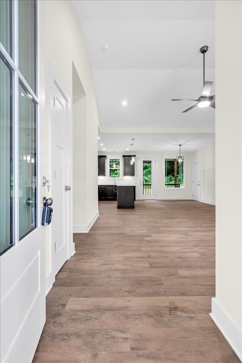 634 Mountain View Dr