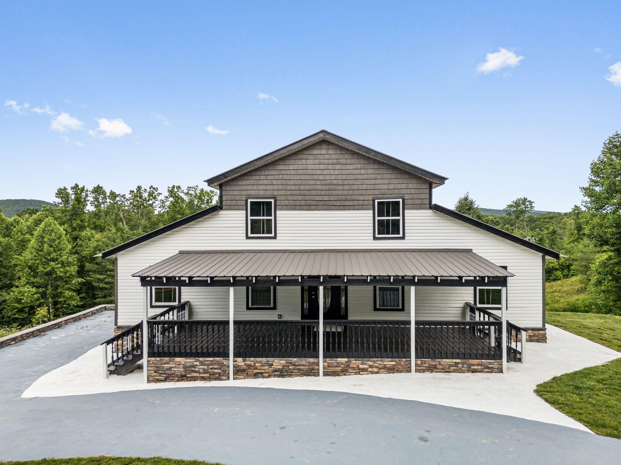 198 Spring Road