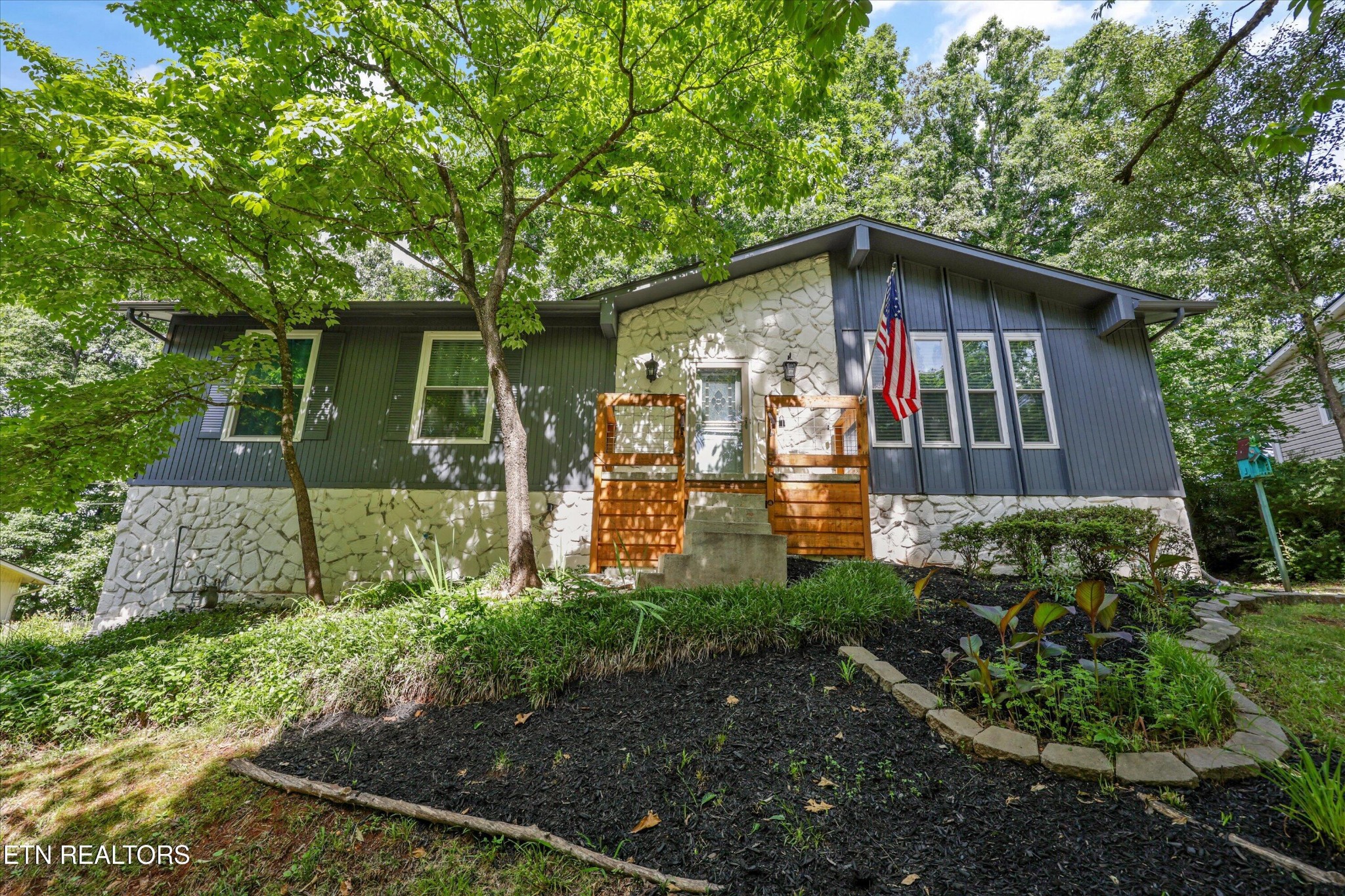 1117 Rain Tree Rd