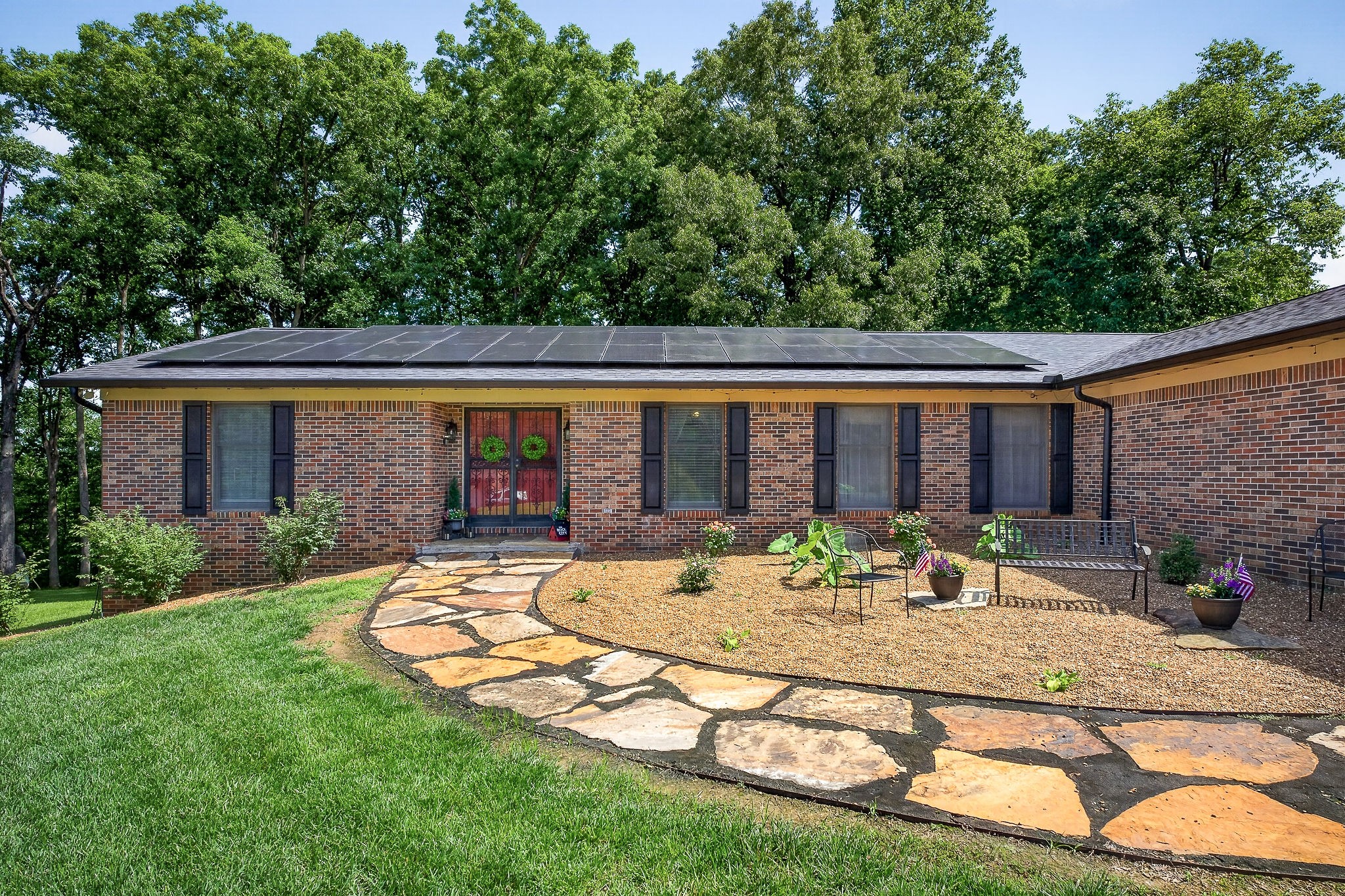 1331 Apple Valley Ct