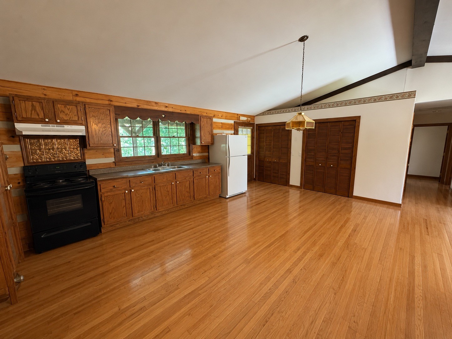 312 Grand View Dr