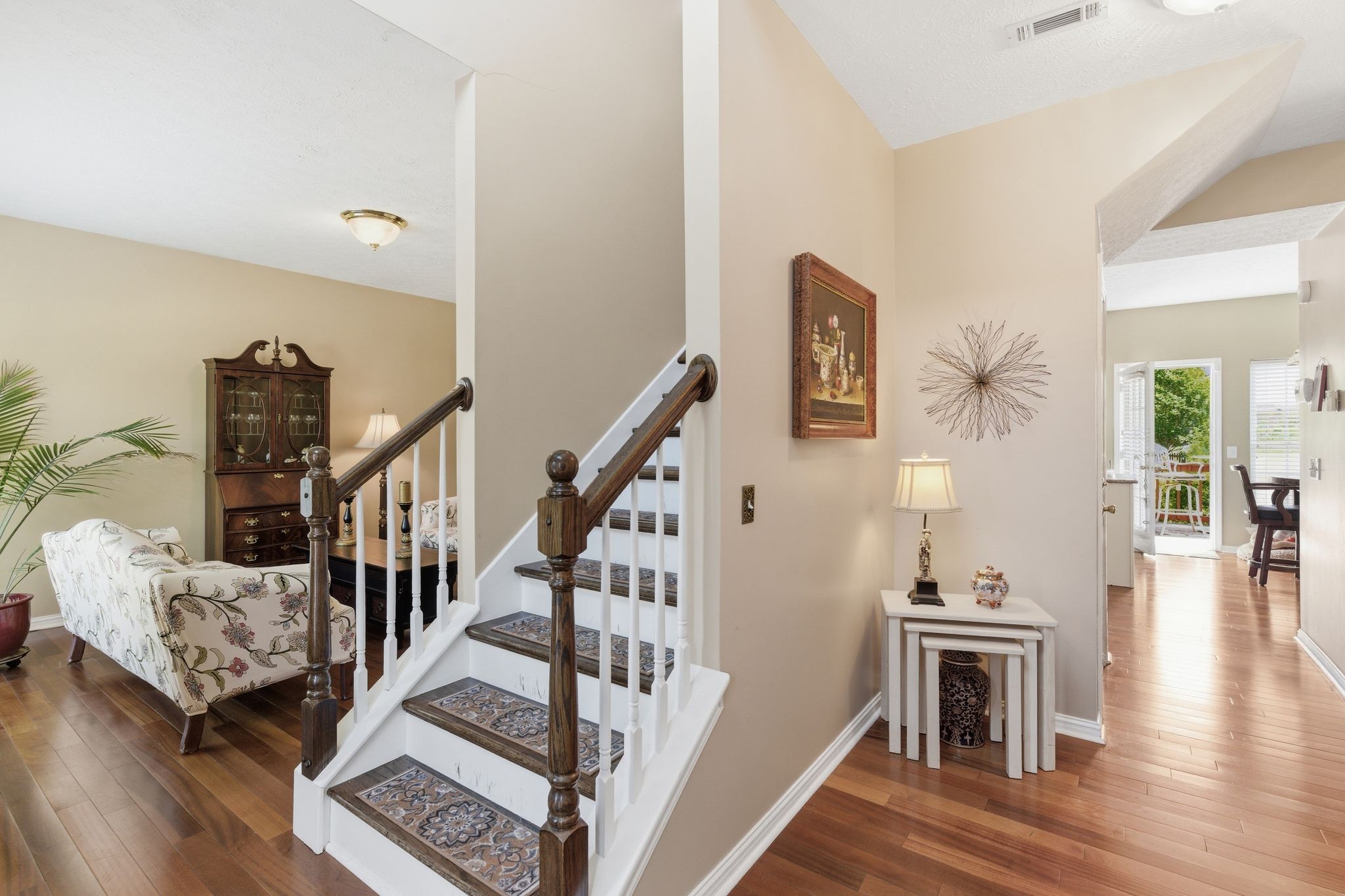 328 Moonwater Ct